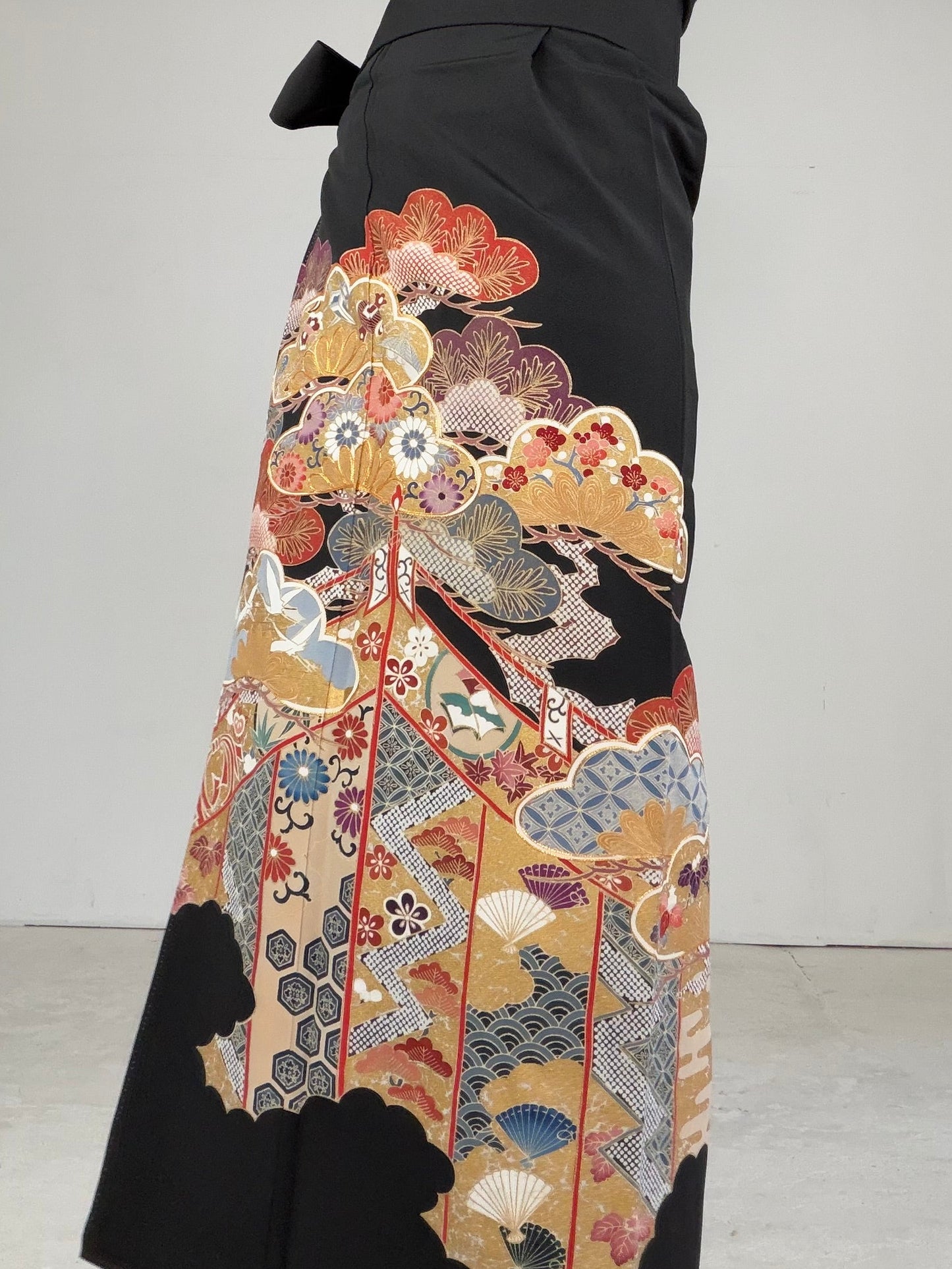 EDO-ZUMA SKIRT UPCYCLED FROM JAPANESE KIMONO "EDO022"