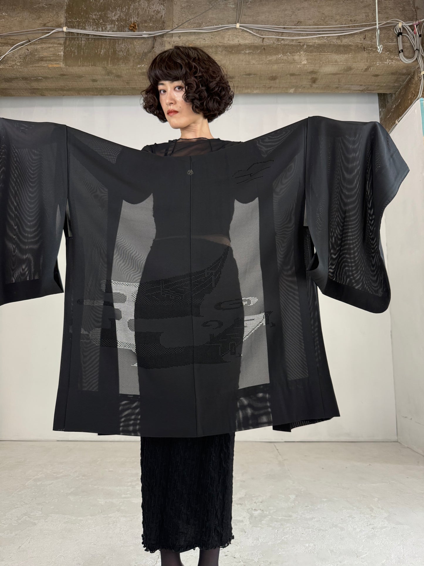 VINTAGE BLACK HAORI SHEER “ro, funade, kamon-tsuta"