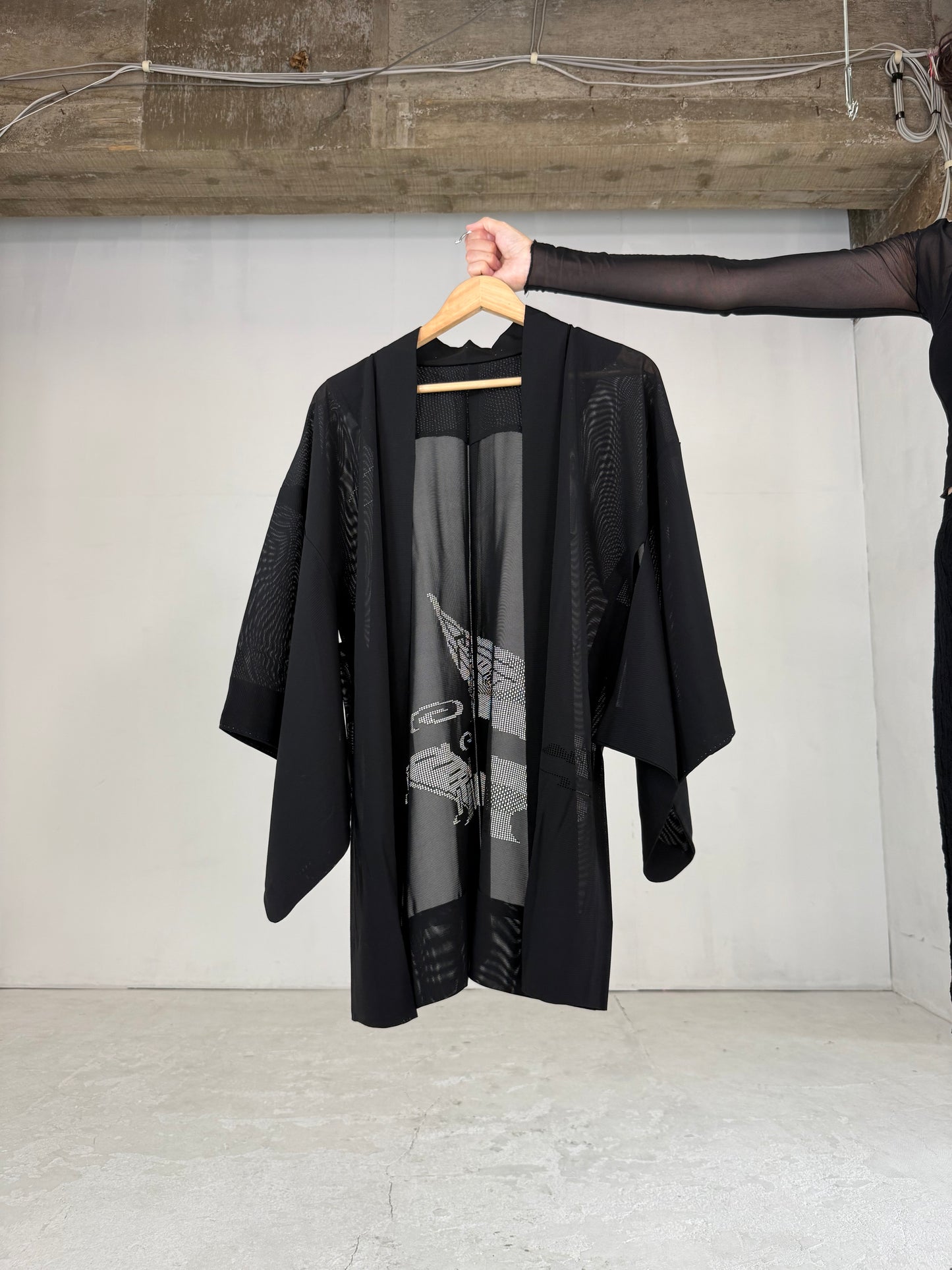 VINTAGE BLACK HAORI SHEER “ro, funade, kamon-tsuta"