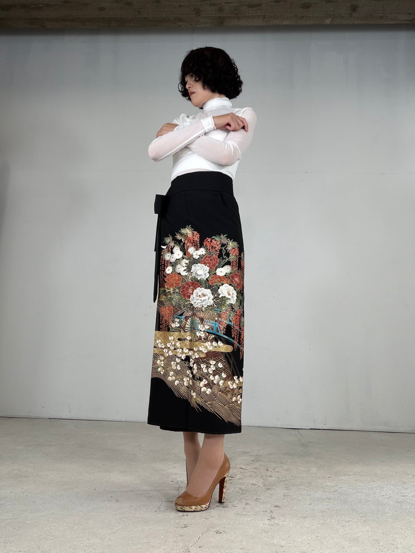 EDO-ZUMA SKIRT UPCYCLED FROM JAPANESE KIMONO "EDO053"