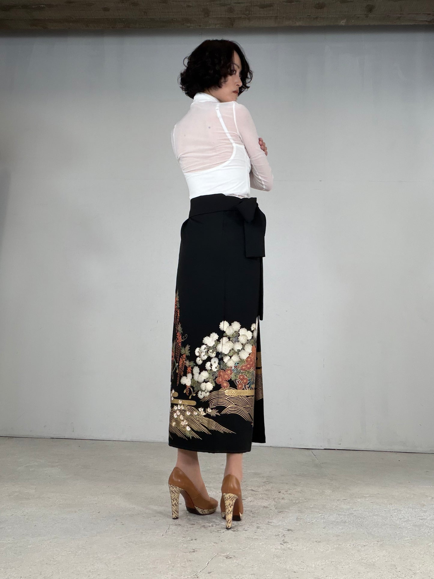 EDO-ZUMA SKIRT UPCYCLED FROM JAPANESE KIMONO "EDO053"