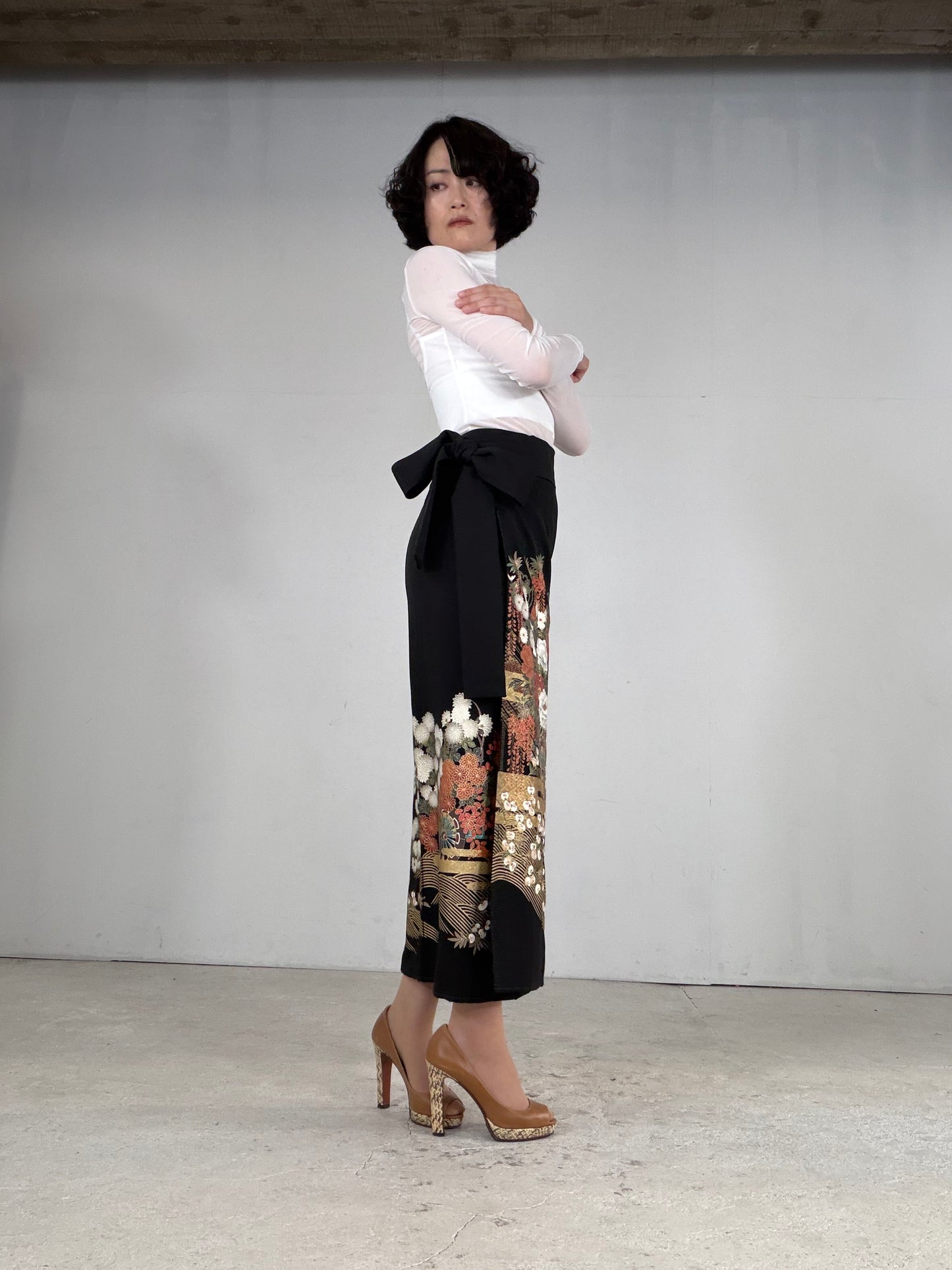 EDO-ZUMA SKIRT UPCYCLED FROM JAPANESE KIMONO "EDO053"