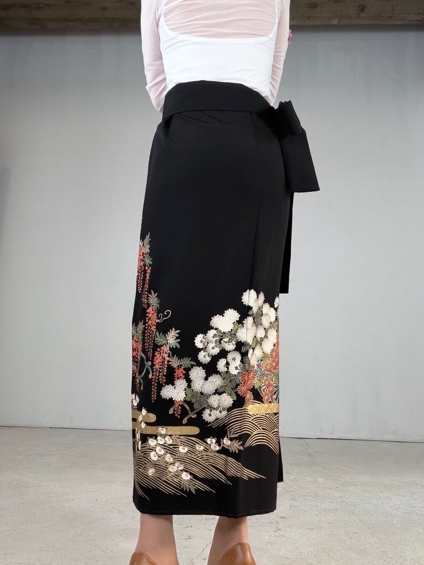 EDO-ZUMA SKIRT UPCYCLED FROM JAPANESE KIMONO "EDO053"