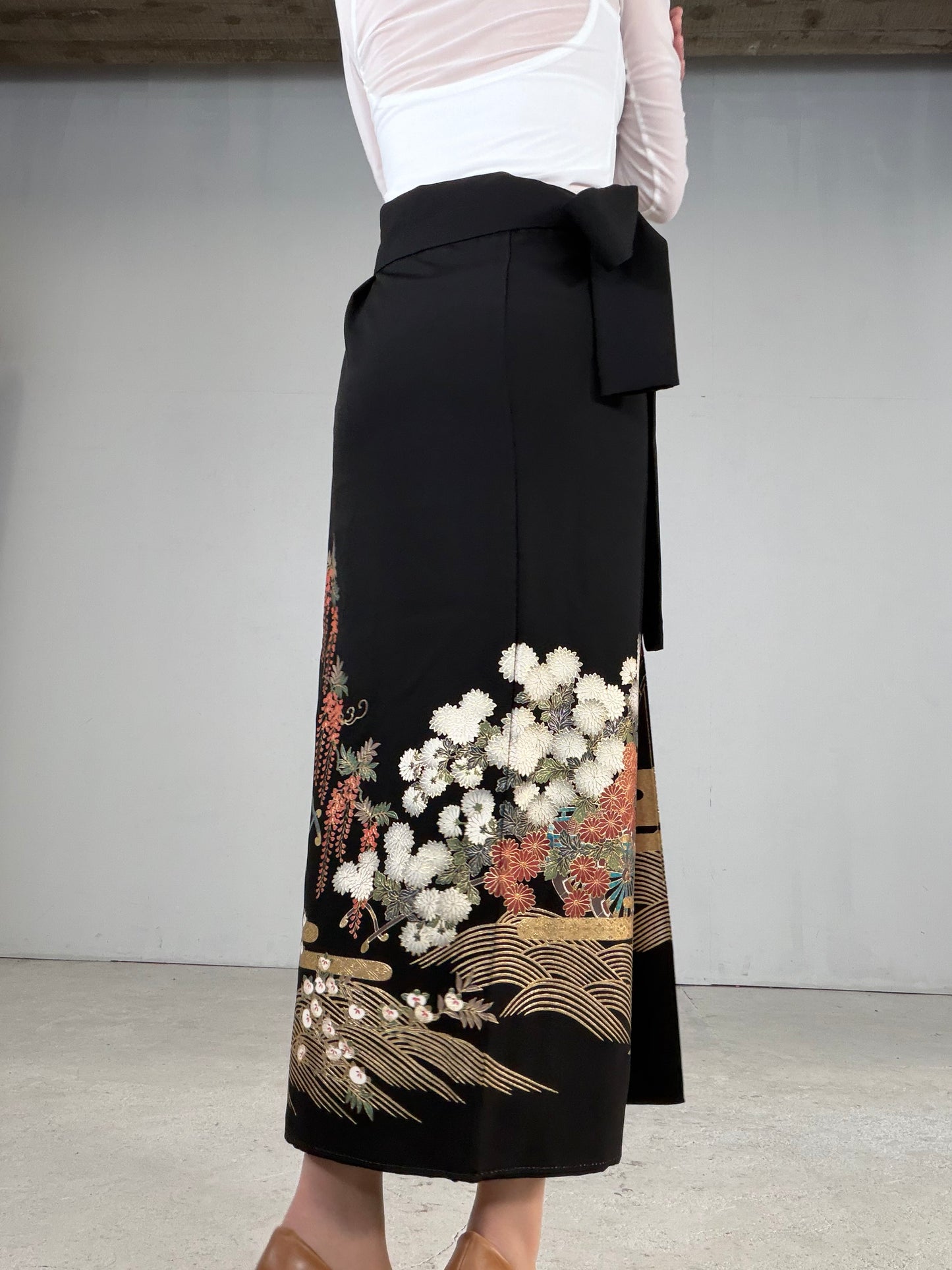 EDO-ZUMA SKIRT UPCYCLED FROM JAPANESE KIMONO "EDO053"