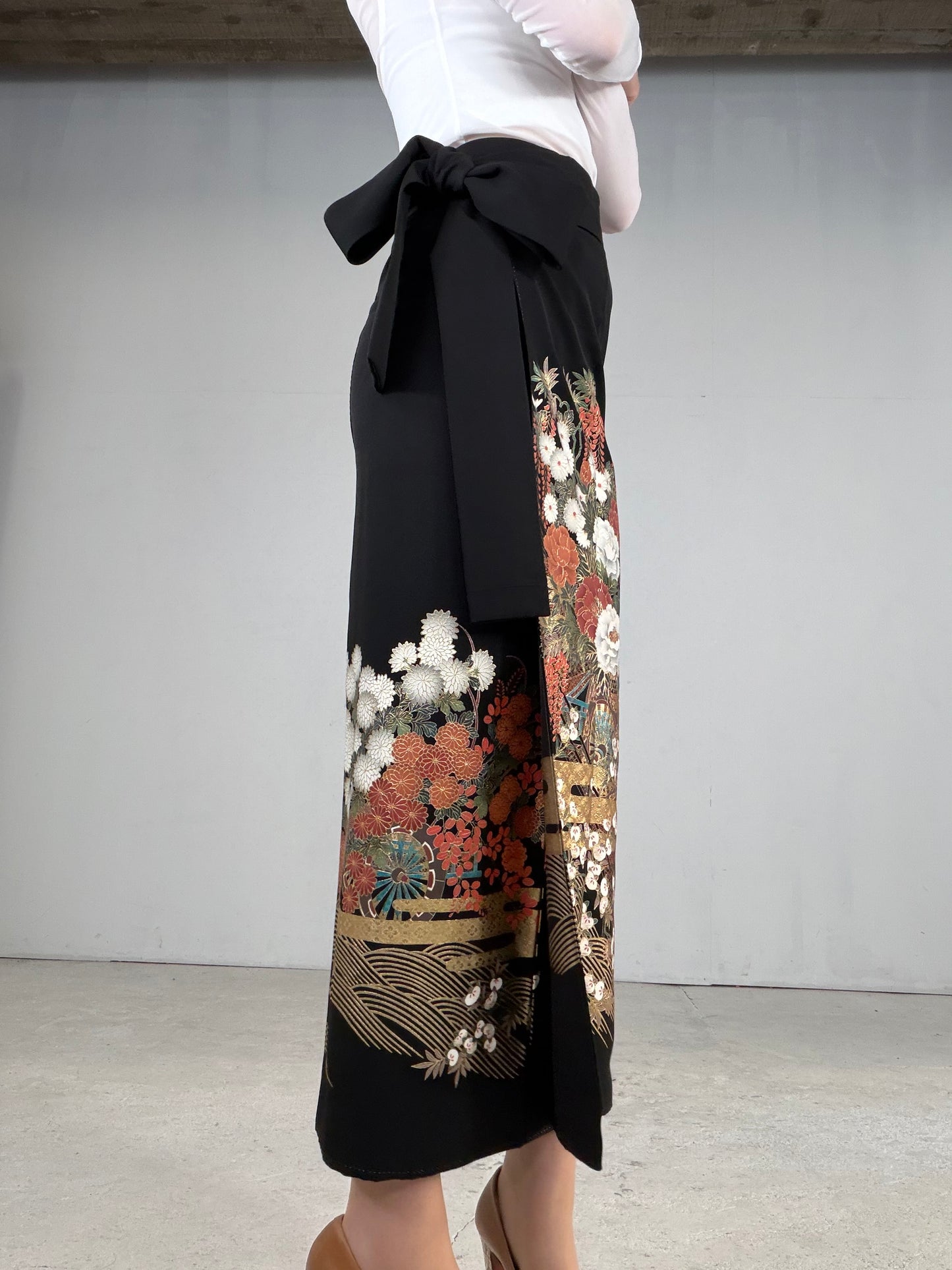 EDO-ZUMA SKIRT UPCYCLED FROM JAPANESE KIMONO "EDO053"