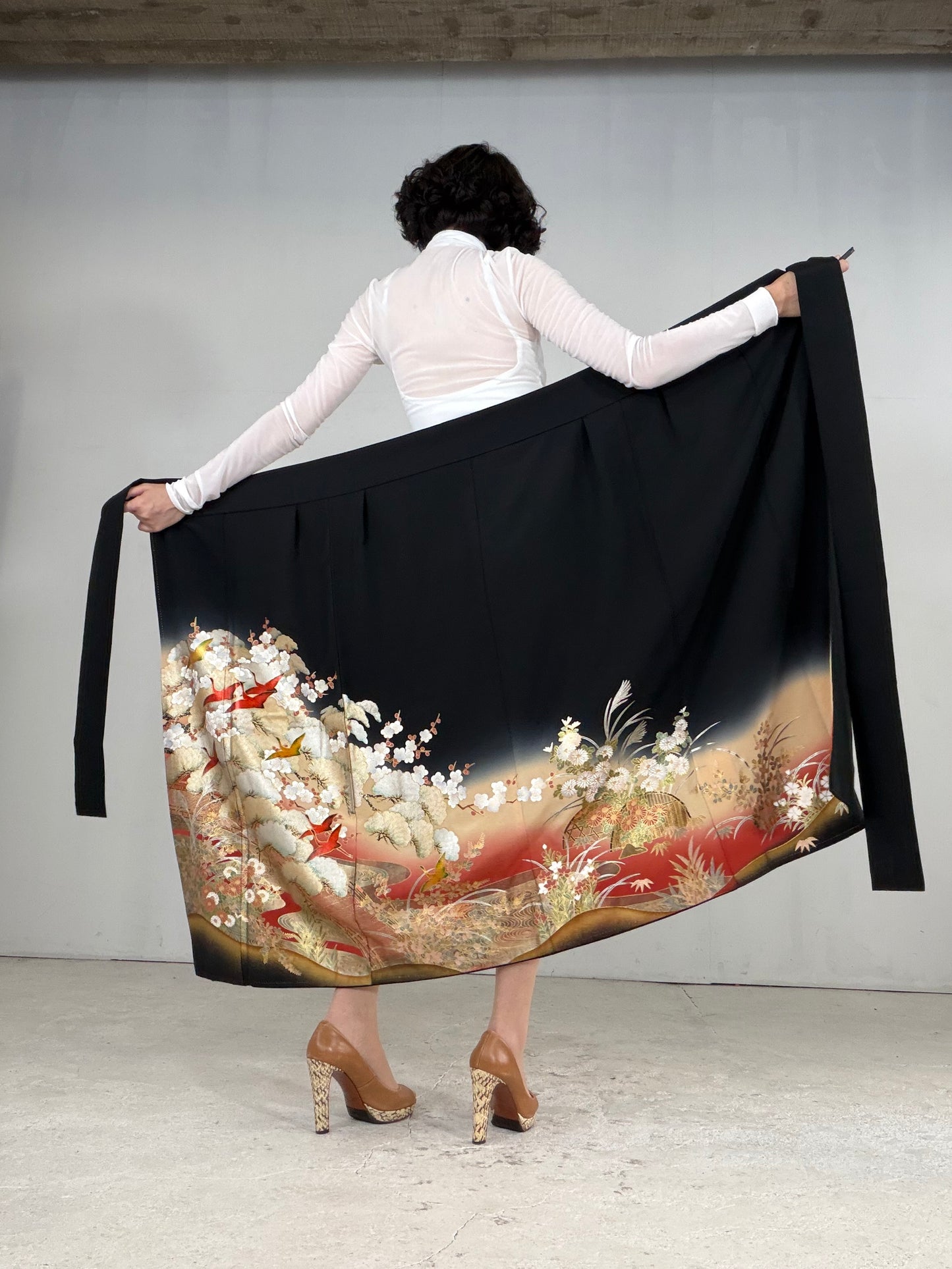 EDO-ZUMA SKIRT UPCYCLED FROM JAPANESE KIMONO "EDO049"