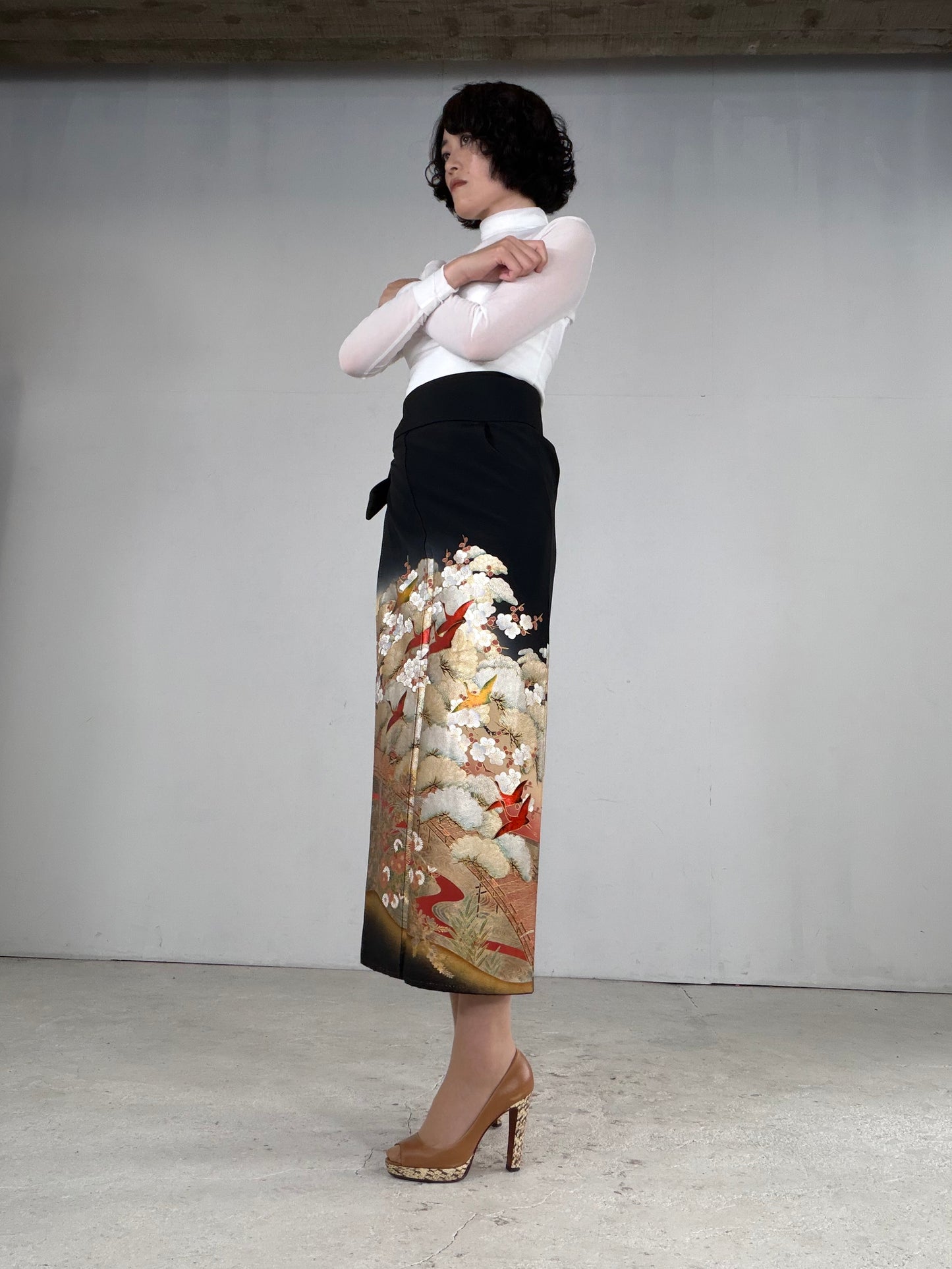 EDO-ZUMA SKIRT UPCYCLED FROM JAPANESE KIMONO "EDO049"