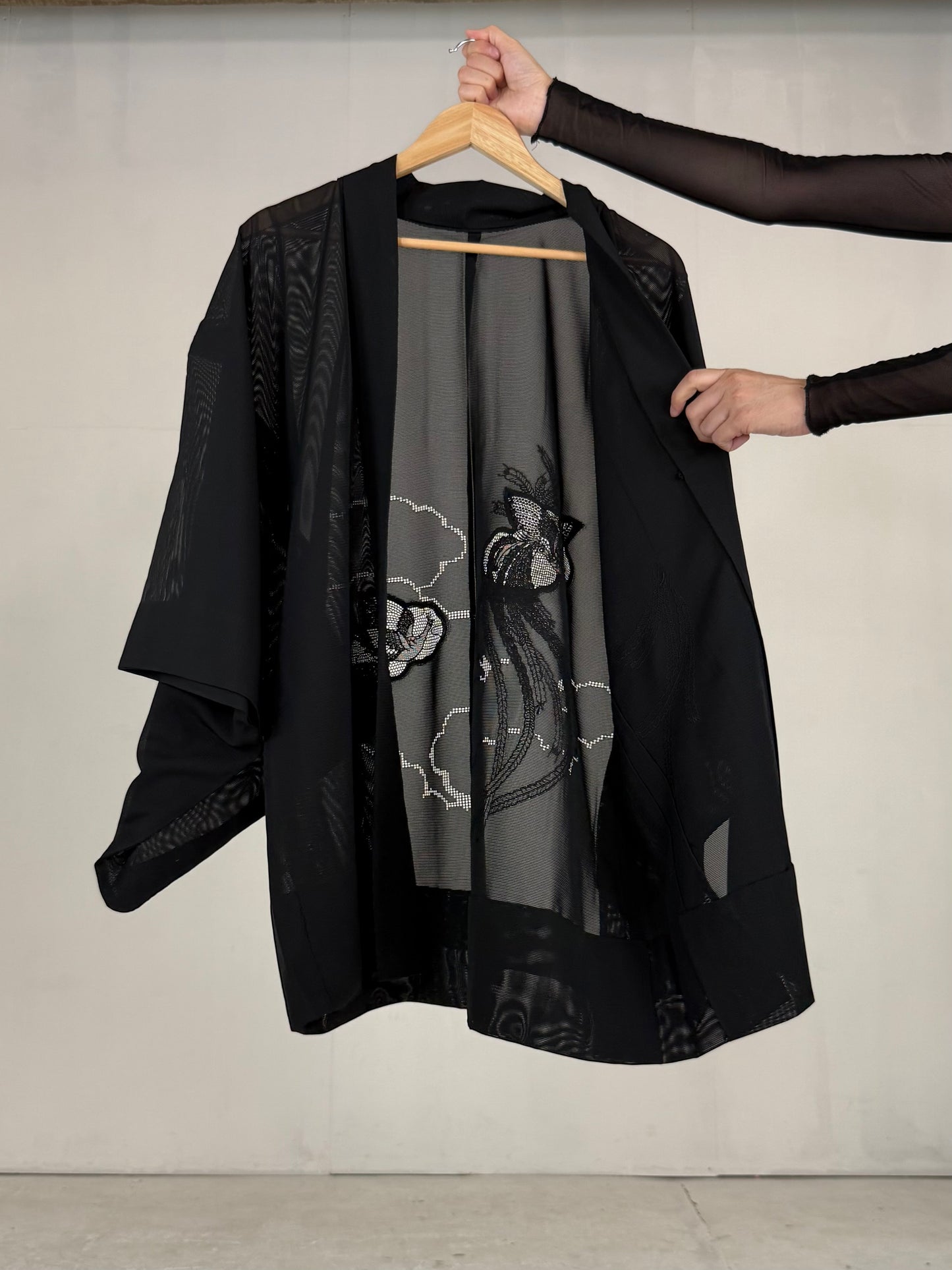 VINTAGE BLACK HAORI SHEER “ro, lace, kujaku"