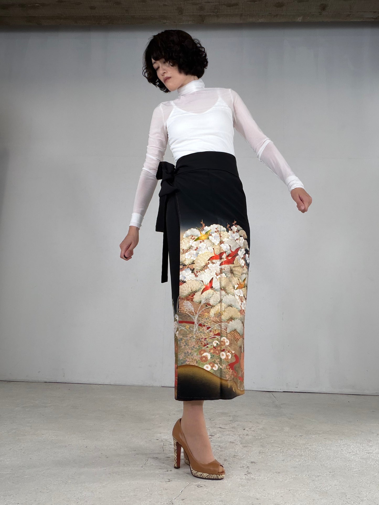 EDO-ZUMA SKIRT UPCYCLED FROM JAPANESE KIMONO "EDO049"