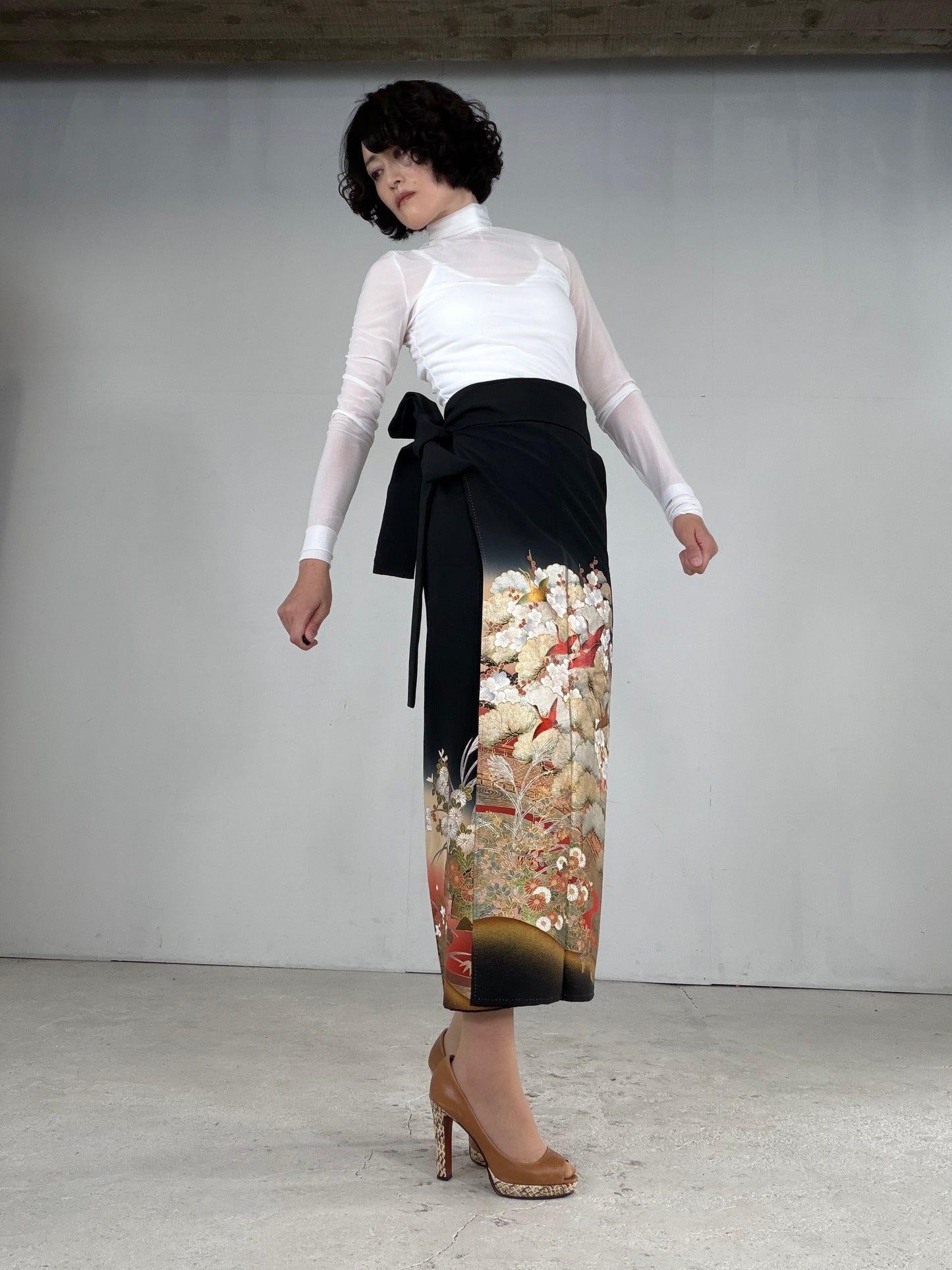 EDO-ZUMA SKIRT UPCYCLED FROM JAPANESE KIMONO "EDO049"