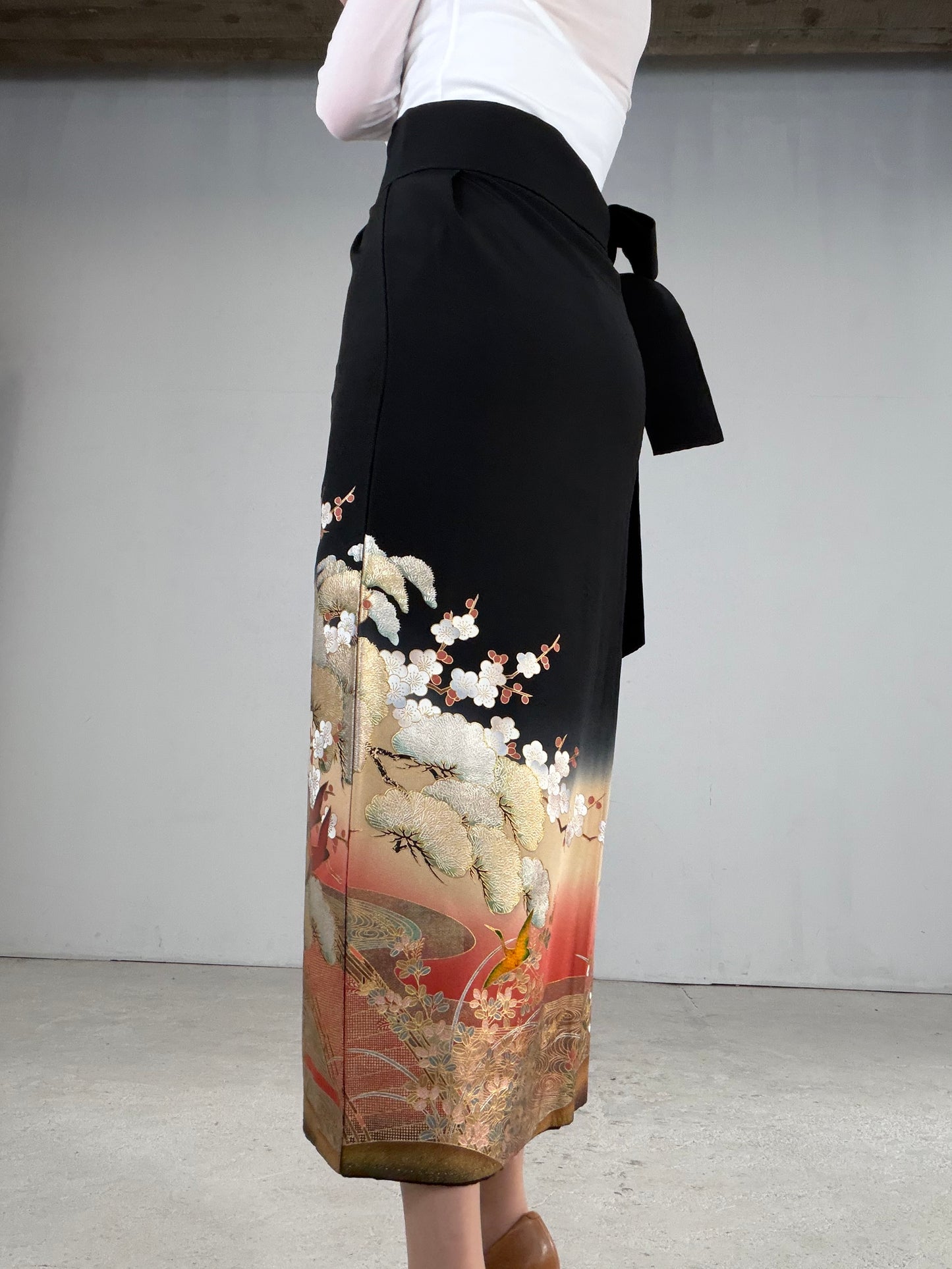 EDO-ZUMA SKIRT UPCYCLED FROM JAPANESE KIMONO "EDO049"