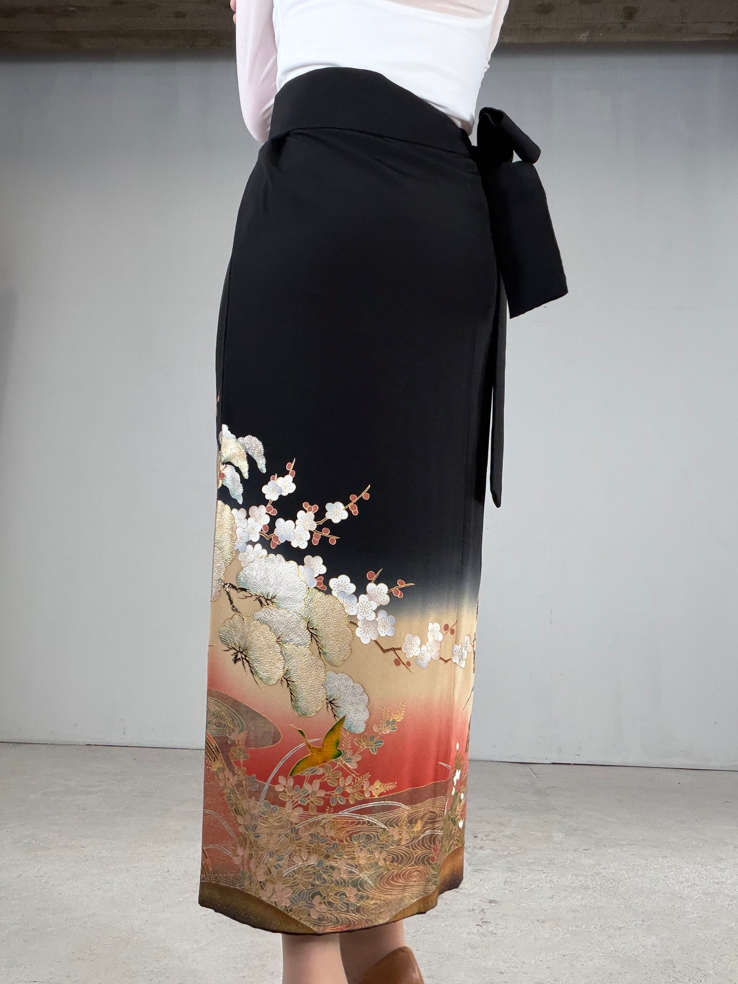 EDO-ZUMA SKIRT UPCYCLED FROM JAPANESE KIMONO "EDO049"