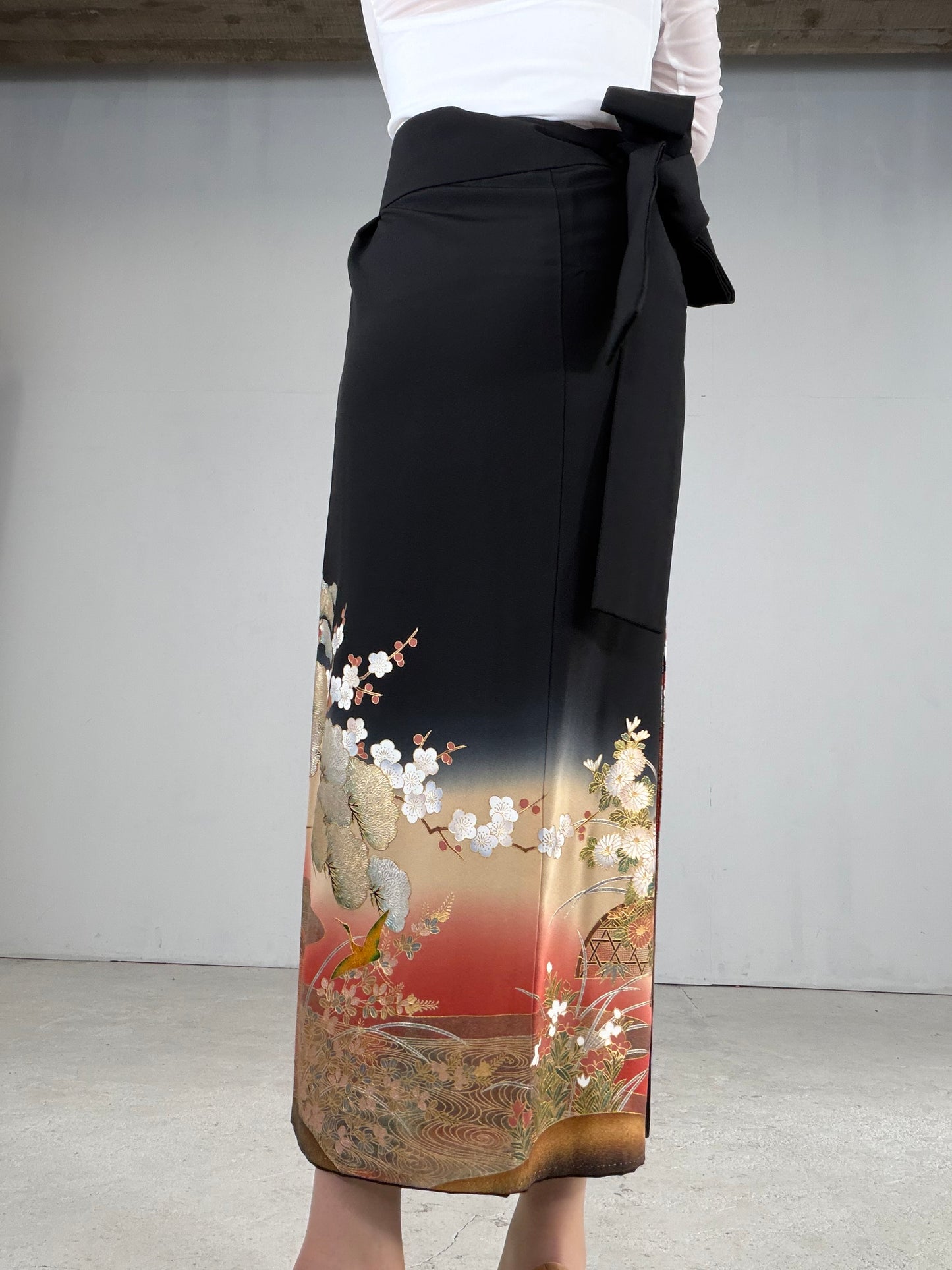 EDO-ZUMA SKIRT UPCYCLED FROM JAPANESE KIMONO "EDO049"