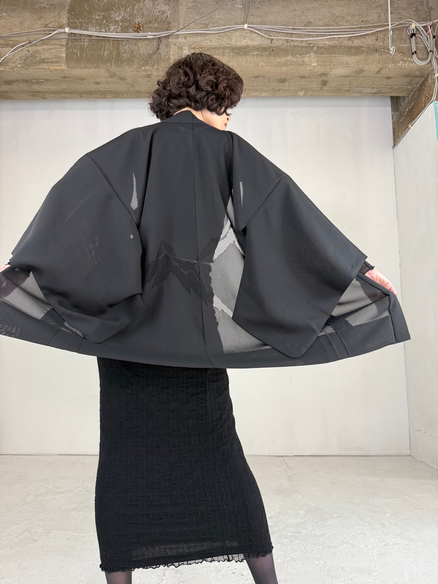 VINTAGE BLACK HAORI SHEER “ro, mountain"