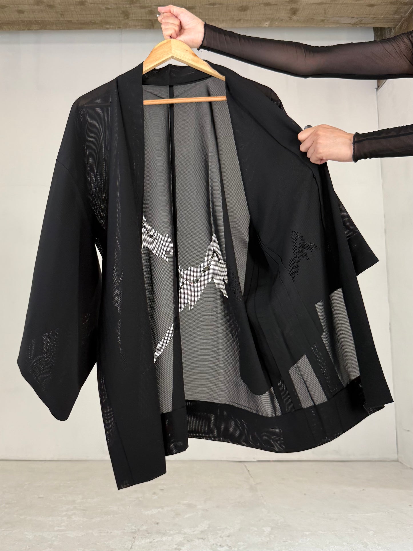 VINTAGE BLACK HAORI SHEER “ro, mountain"