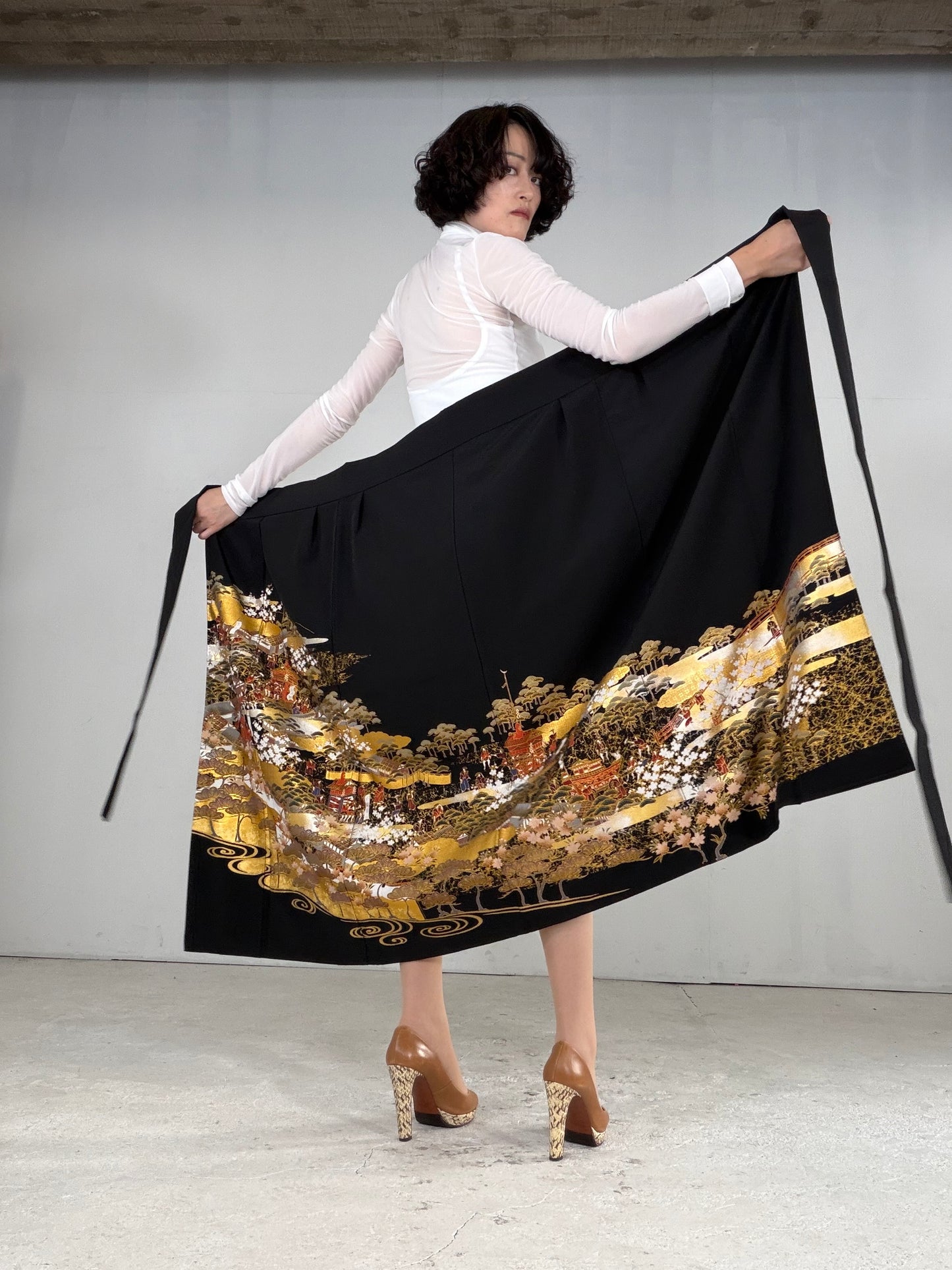 EDO-ZUMA SKIRT UPCYCLED FROM JAPANESE KIMONO "EDO050"