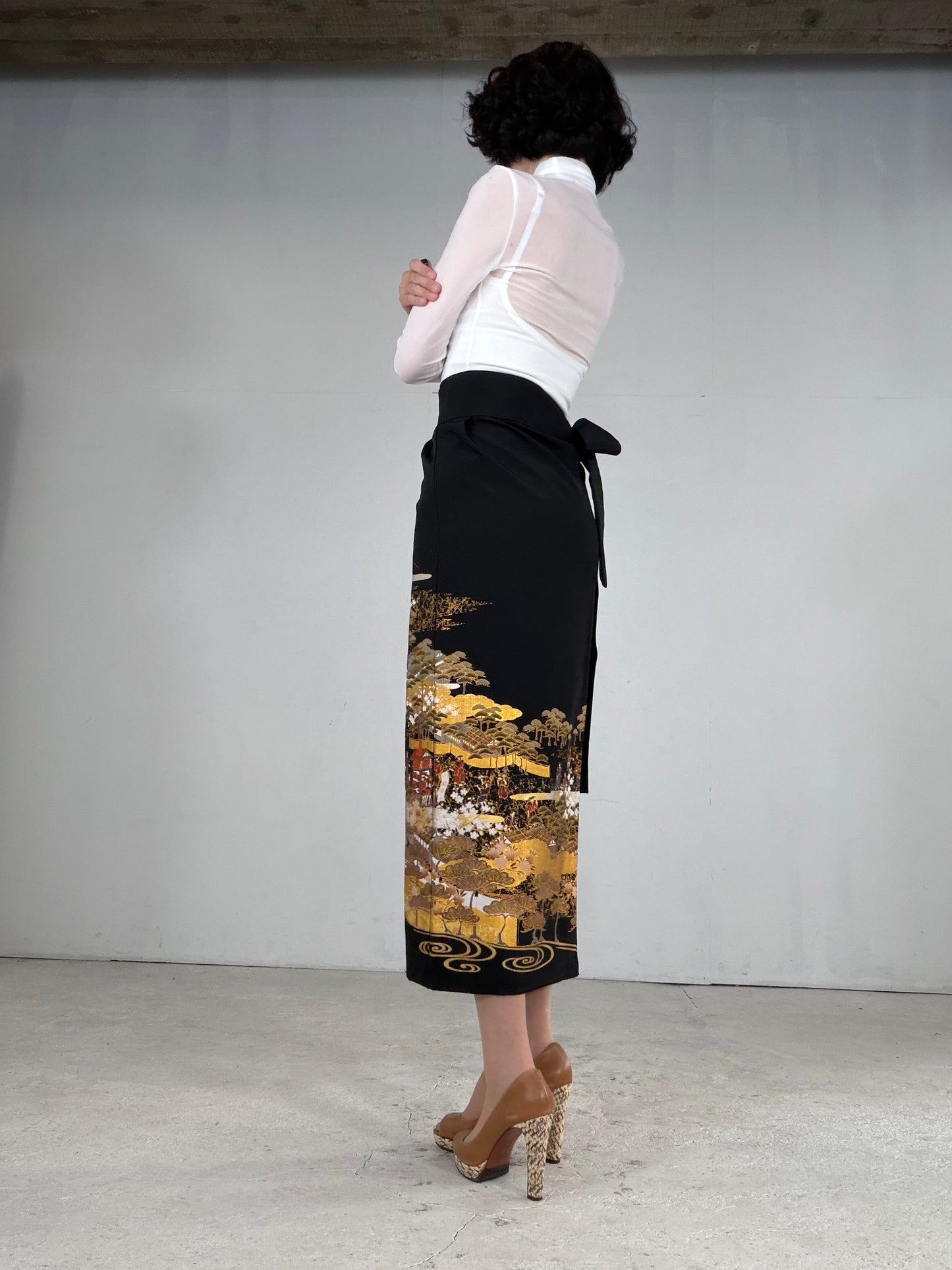 EDO-ZUMA SKIRT UPCYCLED FROM JAPANESE KIMONO "EDO050"