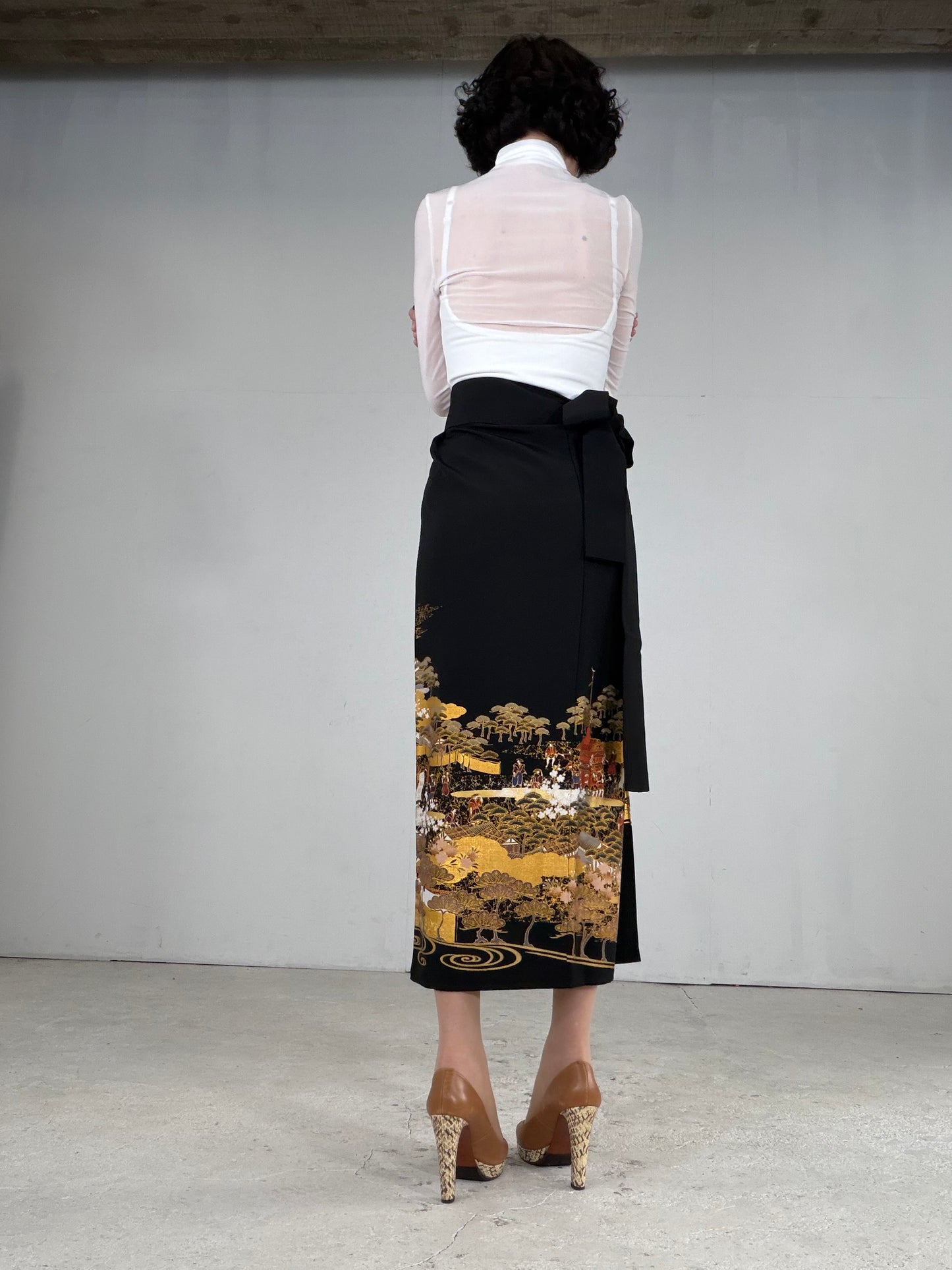 EDO-ZUMA SKIRT UPCYCLED FROM JAPANESE KIMONO "EDO050"