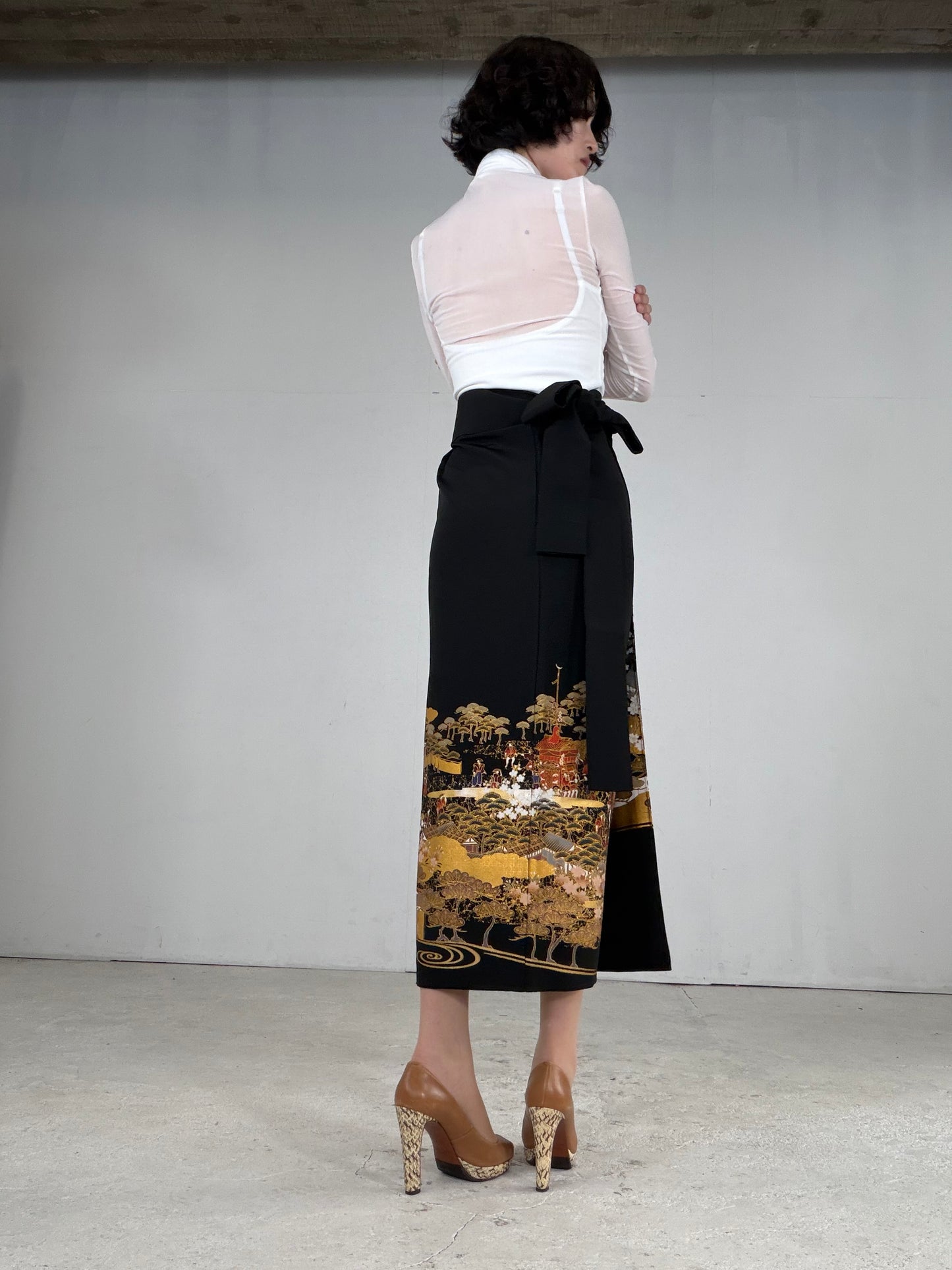 EDO-ZUMA SKIRT UPCYCLED FROM JAPANESE KIMONO "EDO050"