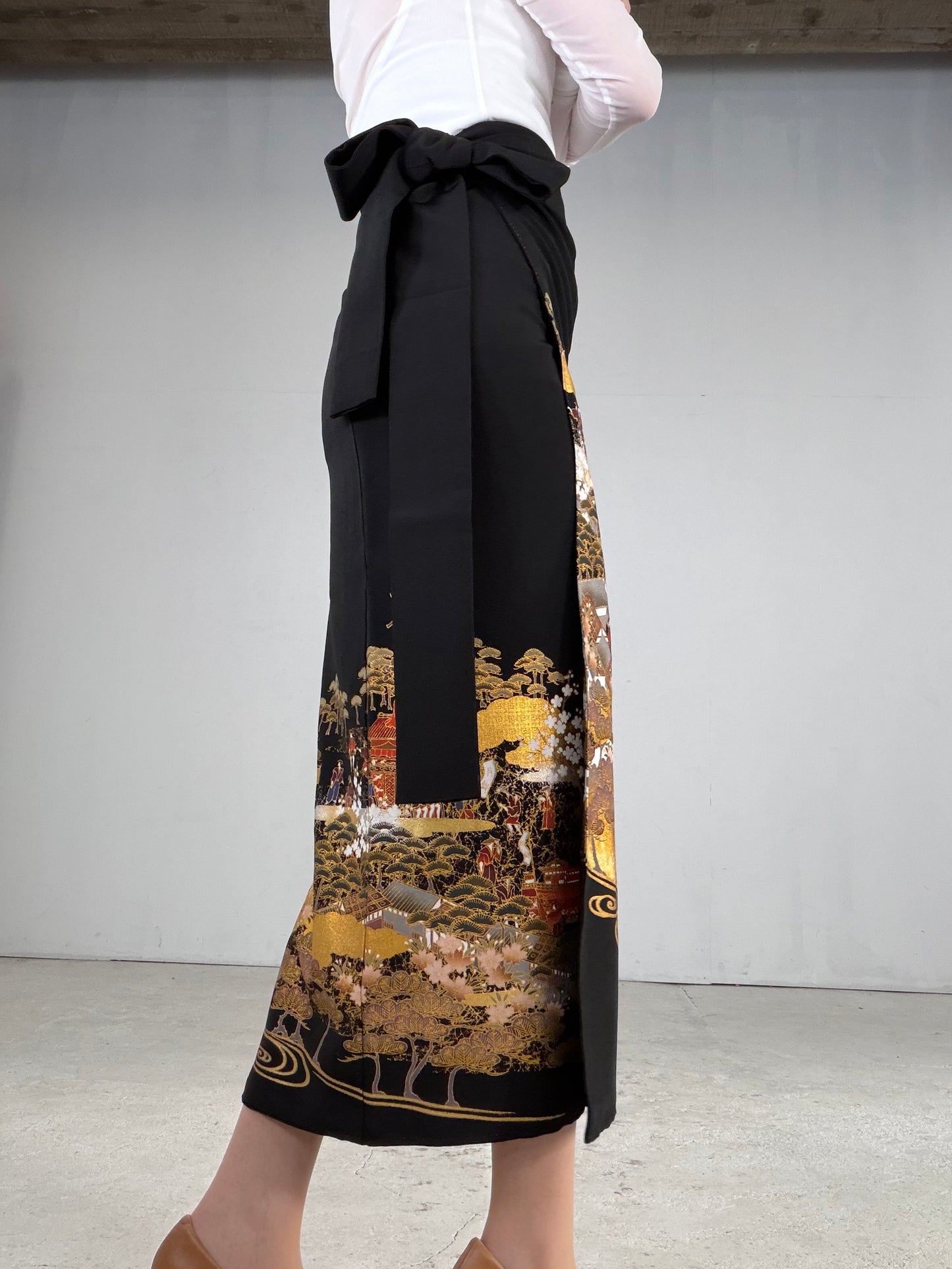 EDO-ZUMA SKIRT UPCYCLED FROM JAPANESE KIMONO "EDO050"