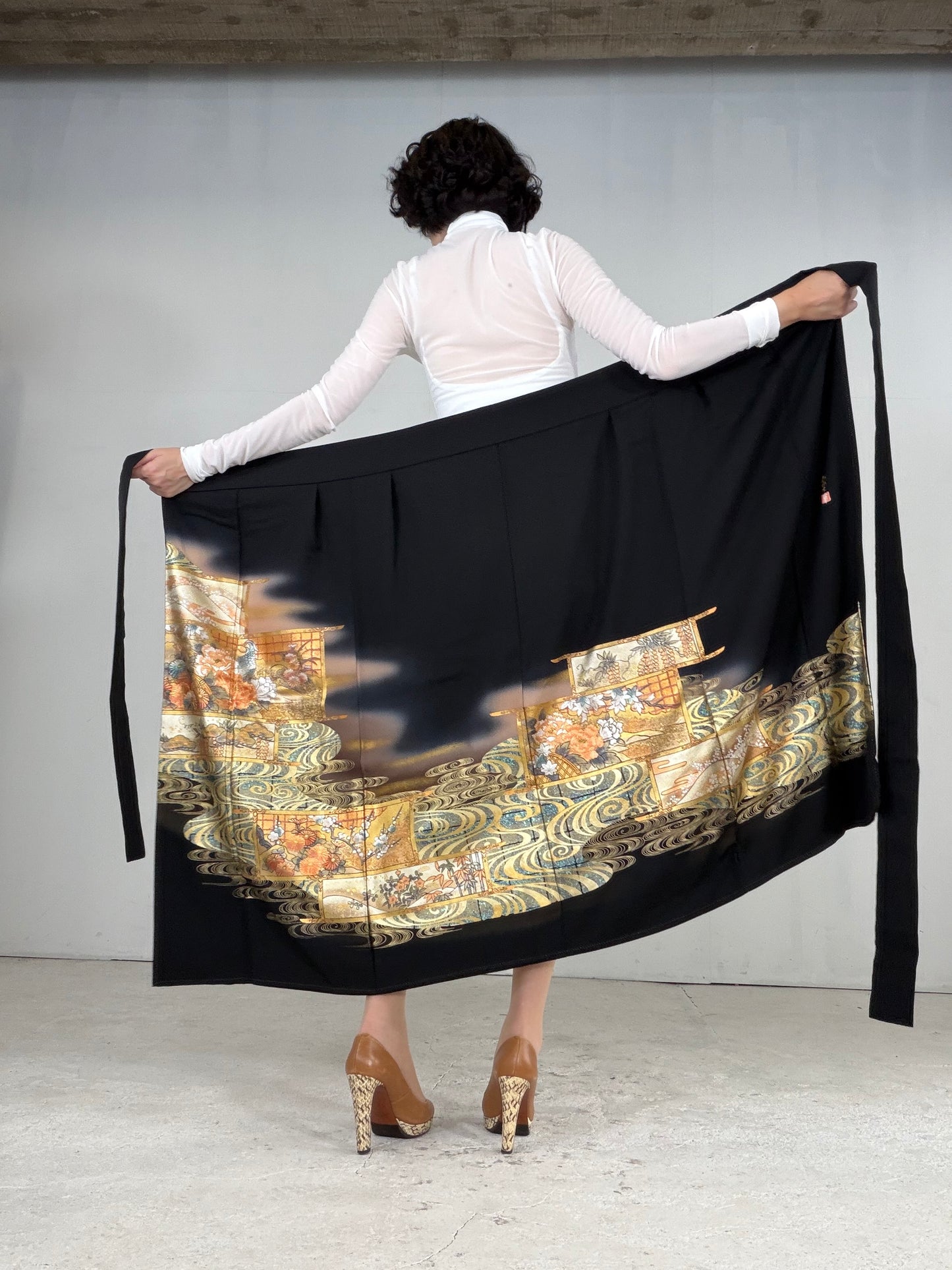 EDO-ZUMA SKIRT UPCYCLED FROM JAPANESE KIMONO "EDO051"