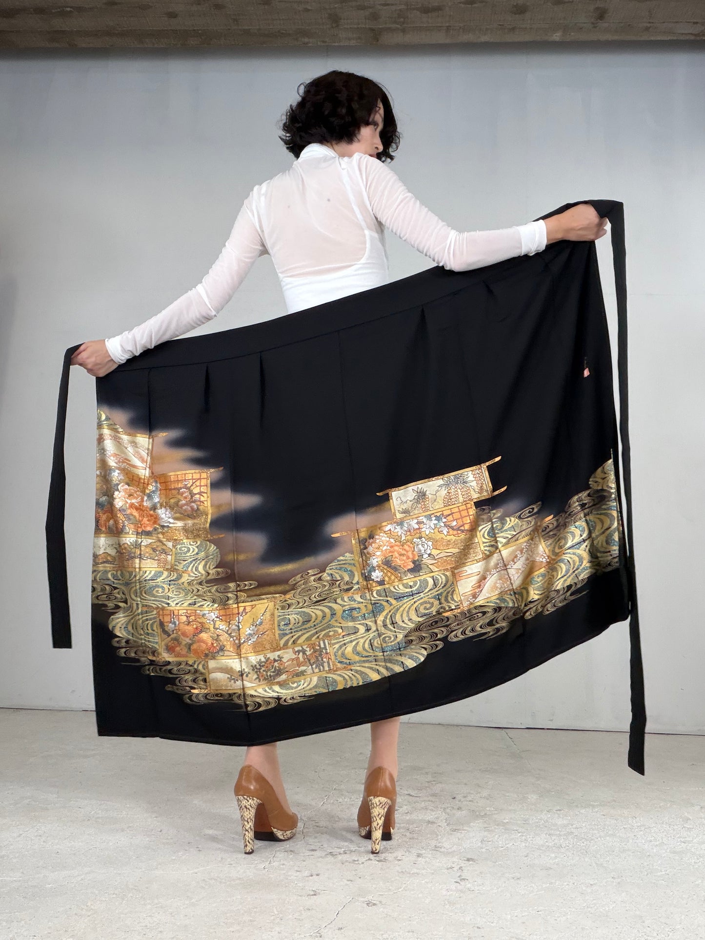 EDO-ZUMA SKIRT UPCYCLED FROM JAPANESE KIMONO "EDO051"