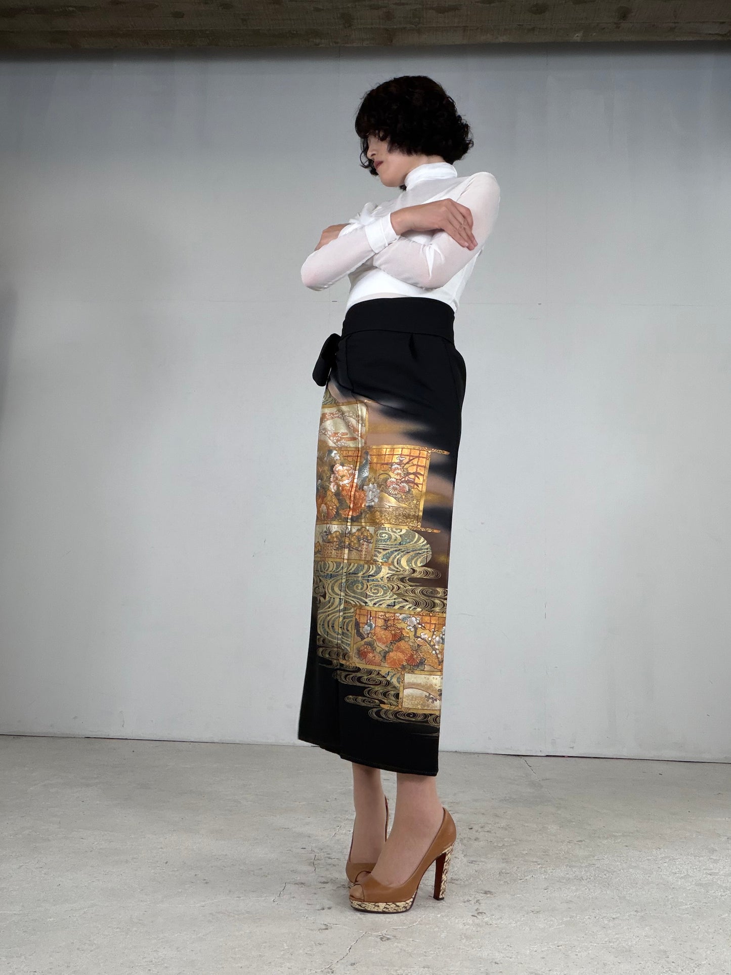 EDO-ZUMA SKIRT UPCYCLED FROM JAPANESE KIMONO "EDO051"