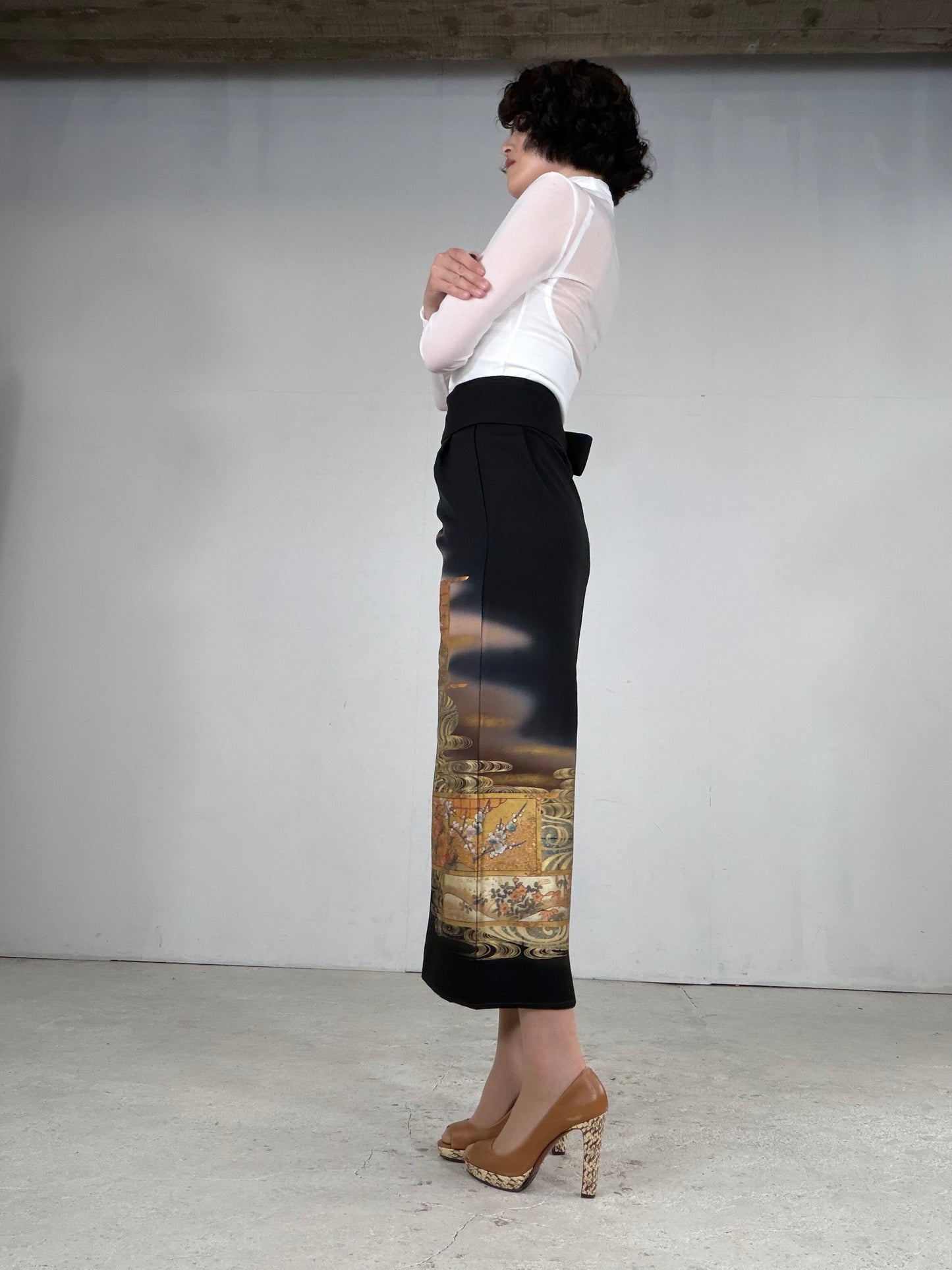 EDO-ZUMA SKIRT UPCYCLED FROM JAPANESE KIMONO "EDO051"