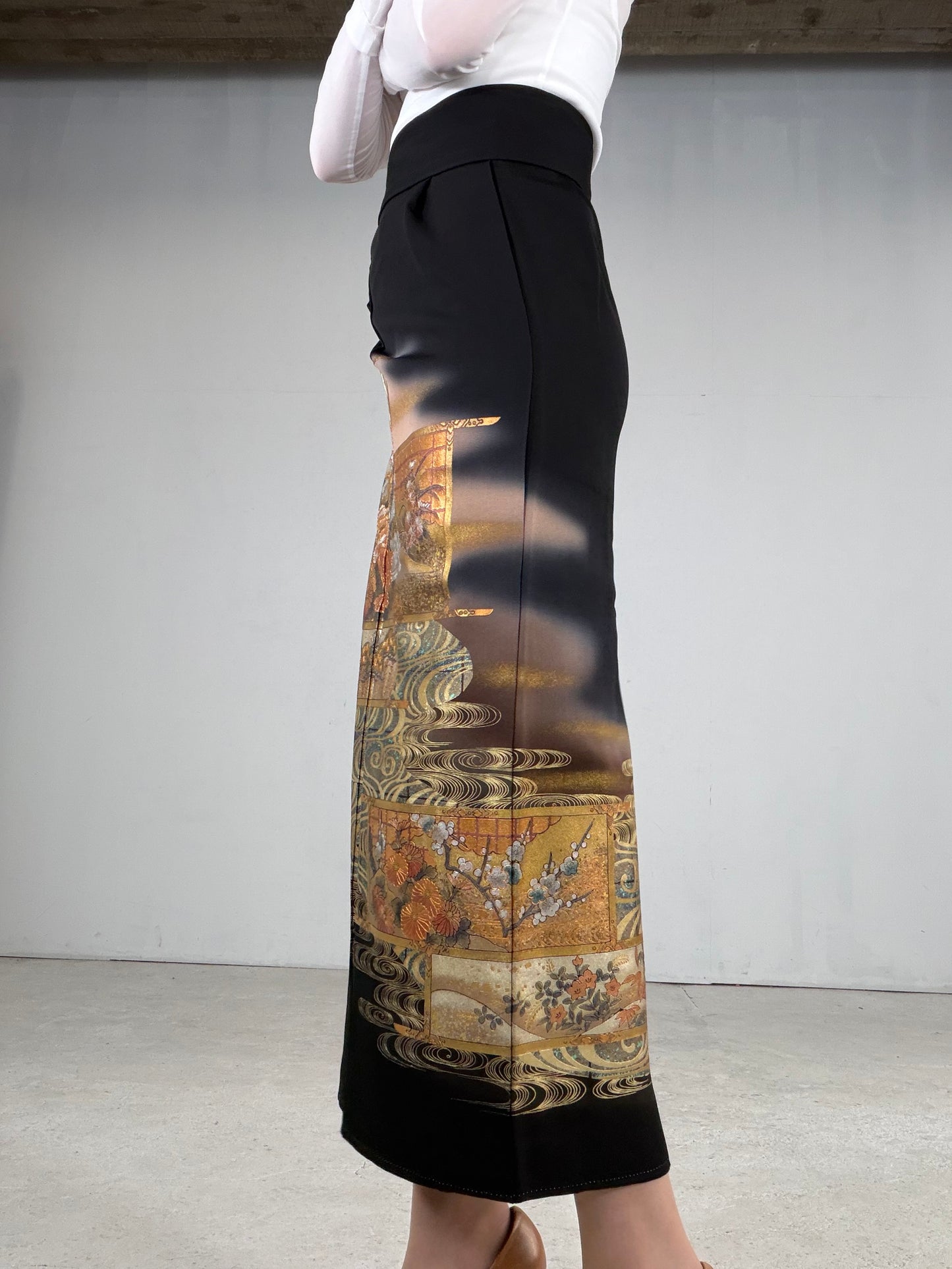 EDO-ZUMA SKIRT UPCYCLED FROM JAPANESE KIMONO "EDO051"