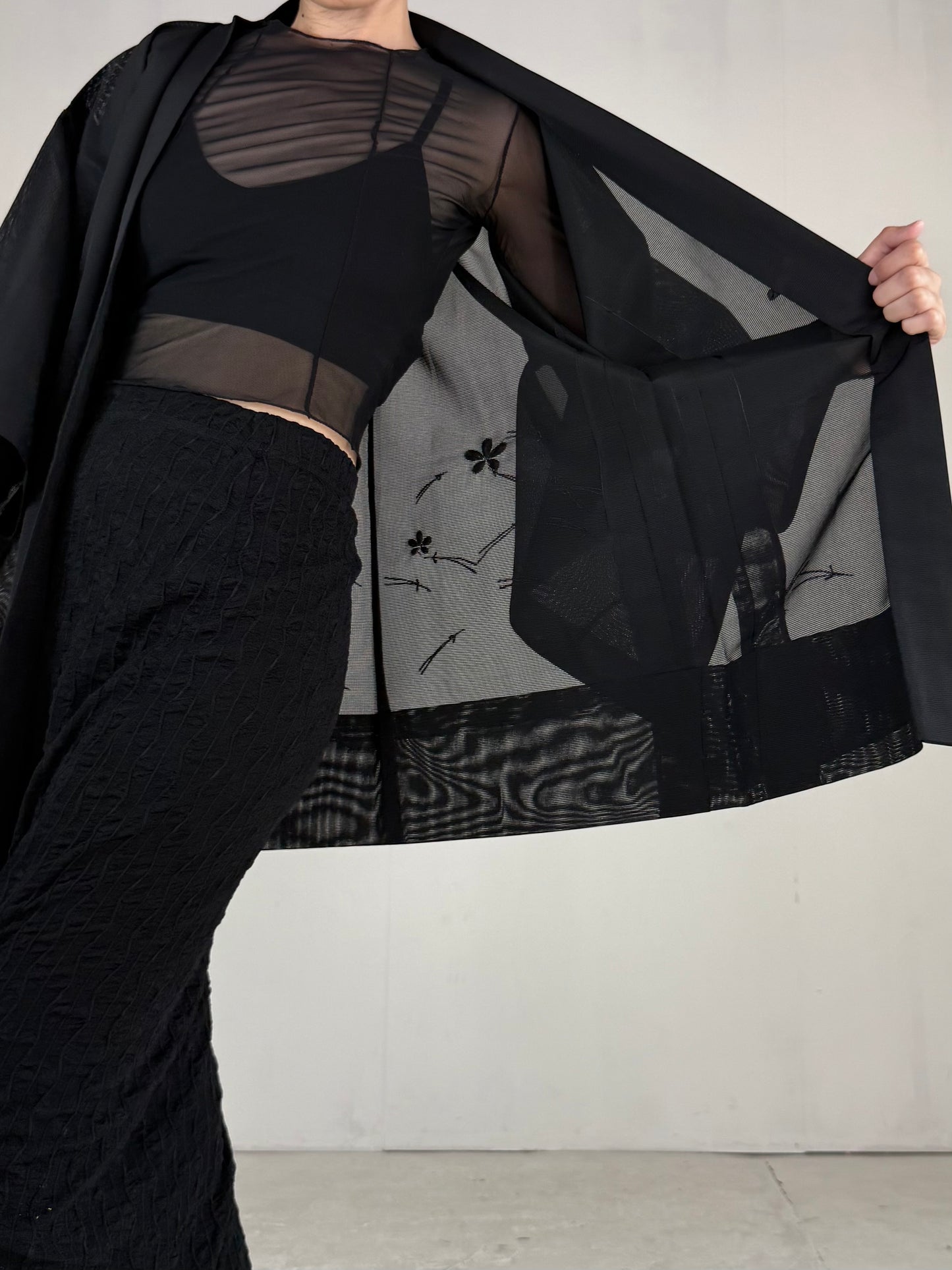 VINTAGE BLACK HAORI SHEER “ro, flower, embroidery"