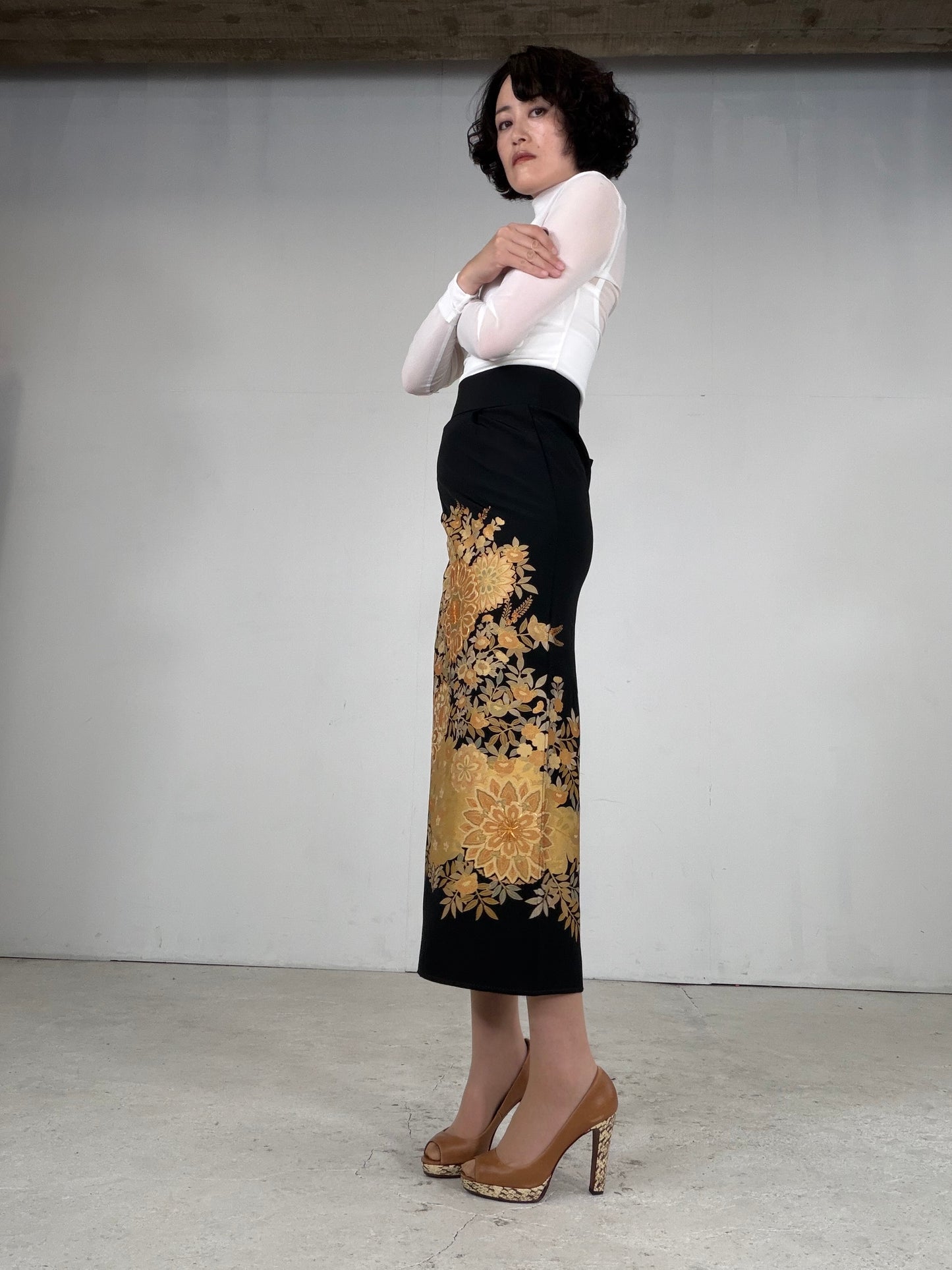 EDO-ZUMA SKIRT UPCYCLED FROM JAPANESE KIMONO "EDO052"