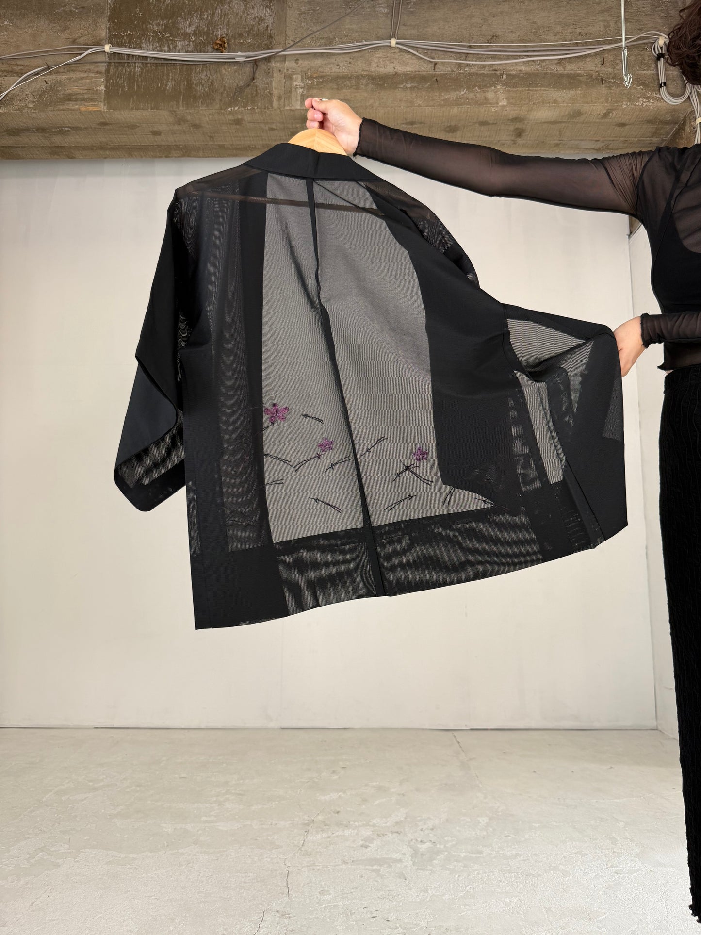 VINTAGE BLACK HAORI SHEER “ro, flower, embroidery"