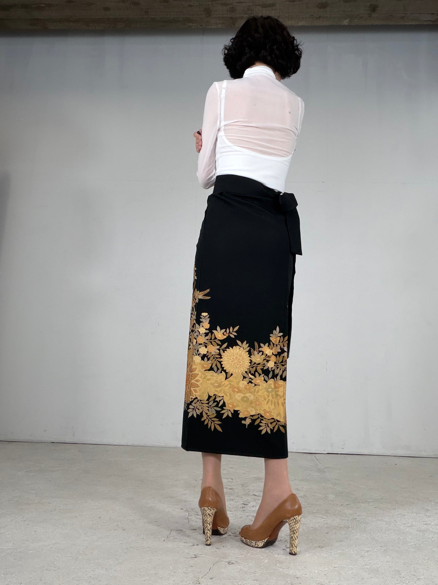 EDO-ZUMA SKIRT UPCYCLED FROM JAPANESE KIMONO "EDO052"