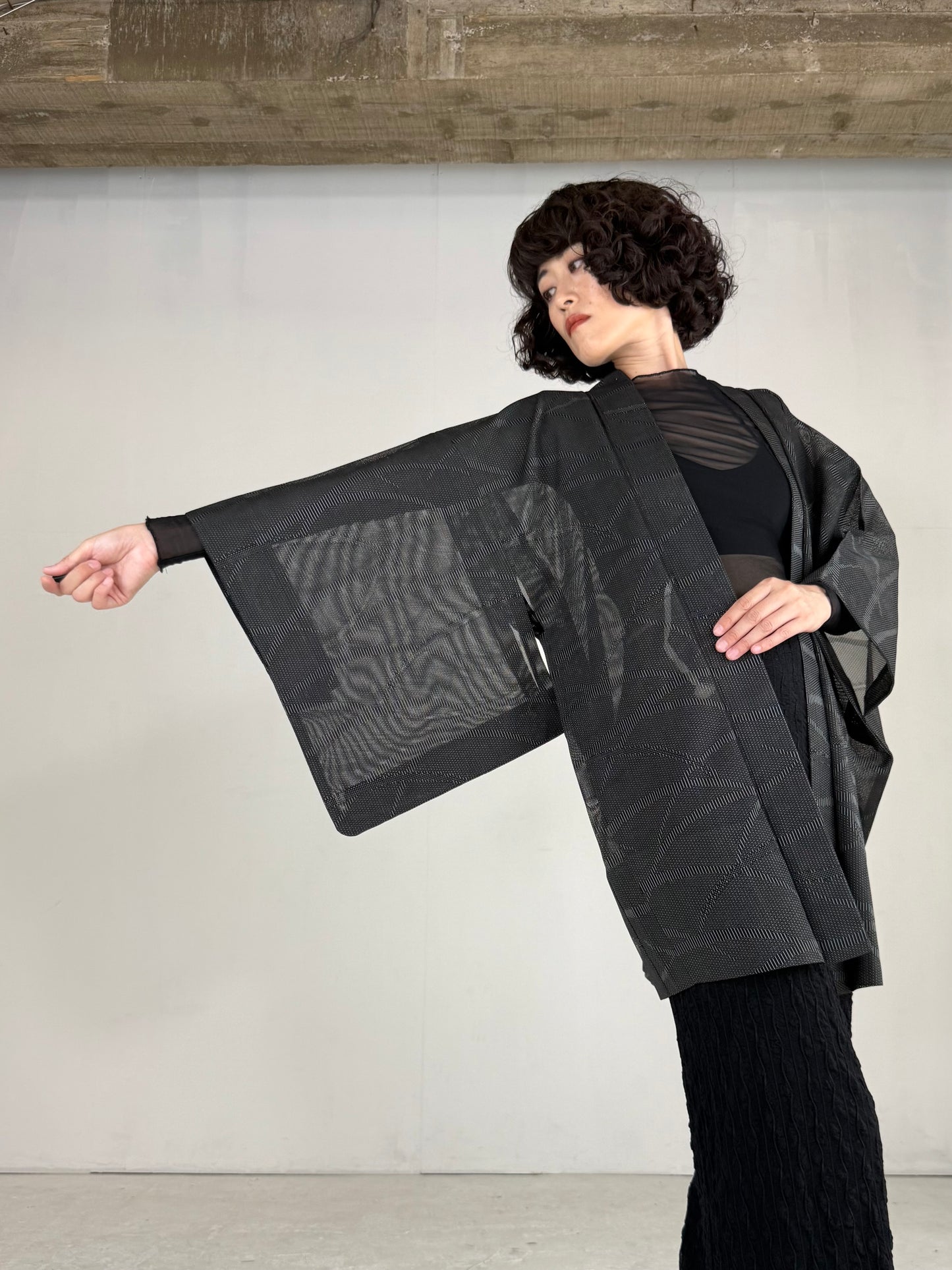 VINTAGE BLACK HAORI SHEER “wave"