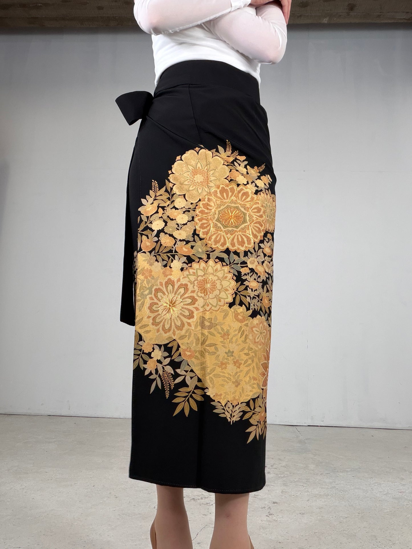 EDO-ZUMA SKIRT UPCYCLED FROM JAPANESE KIMONO "EDO052"