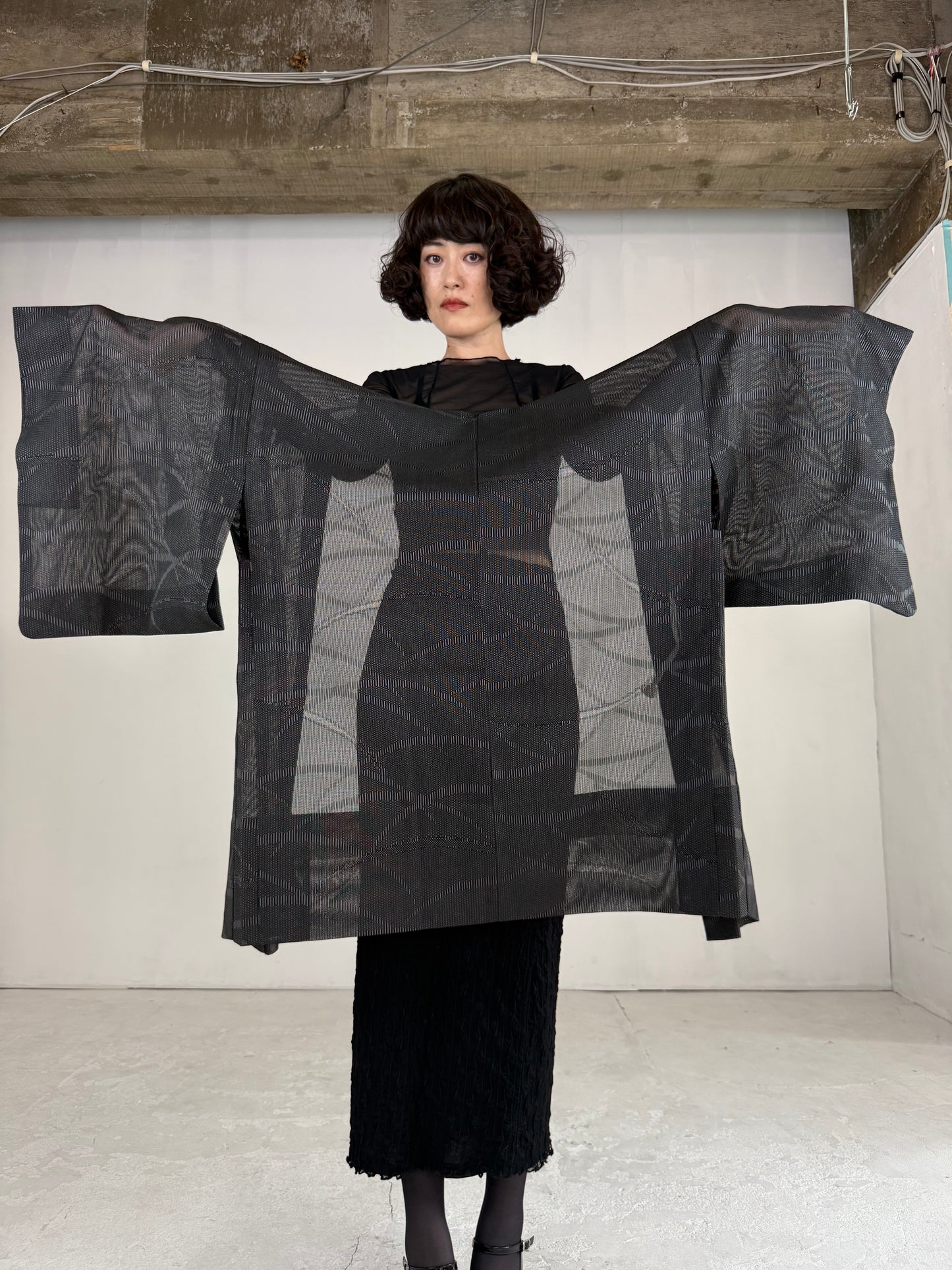 VINTAGE BLACK HAORI SHEER “wave"