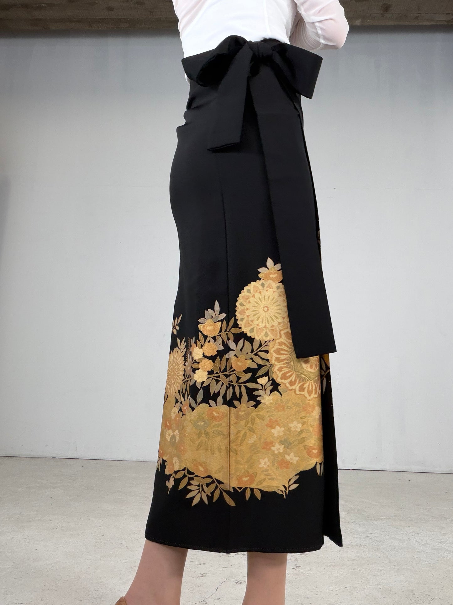 EDO-ZUMA SKIRT UPCYCLED FROM JAPANESE KIMONO "EDO052"