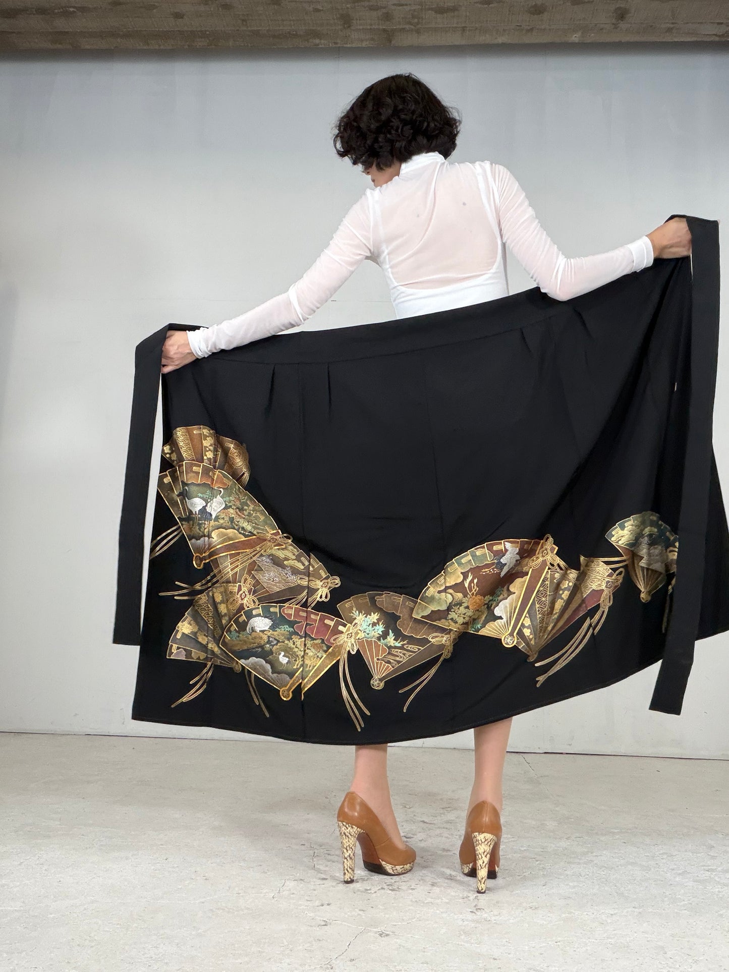EDO-ZUMA SKIRT UPCYCLED FROM JAPANESE KIMONO "EDO054"