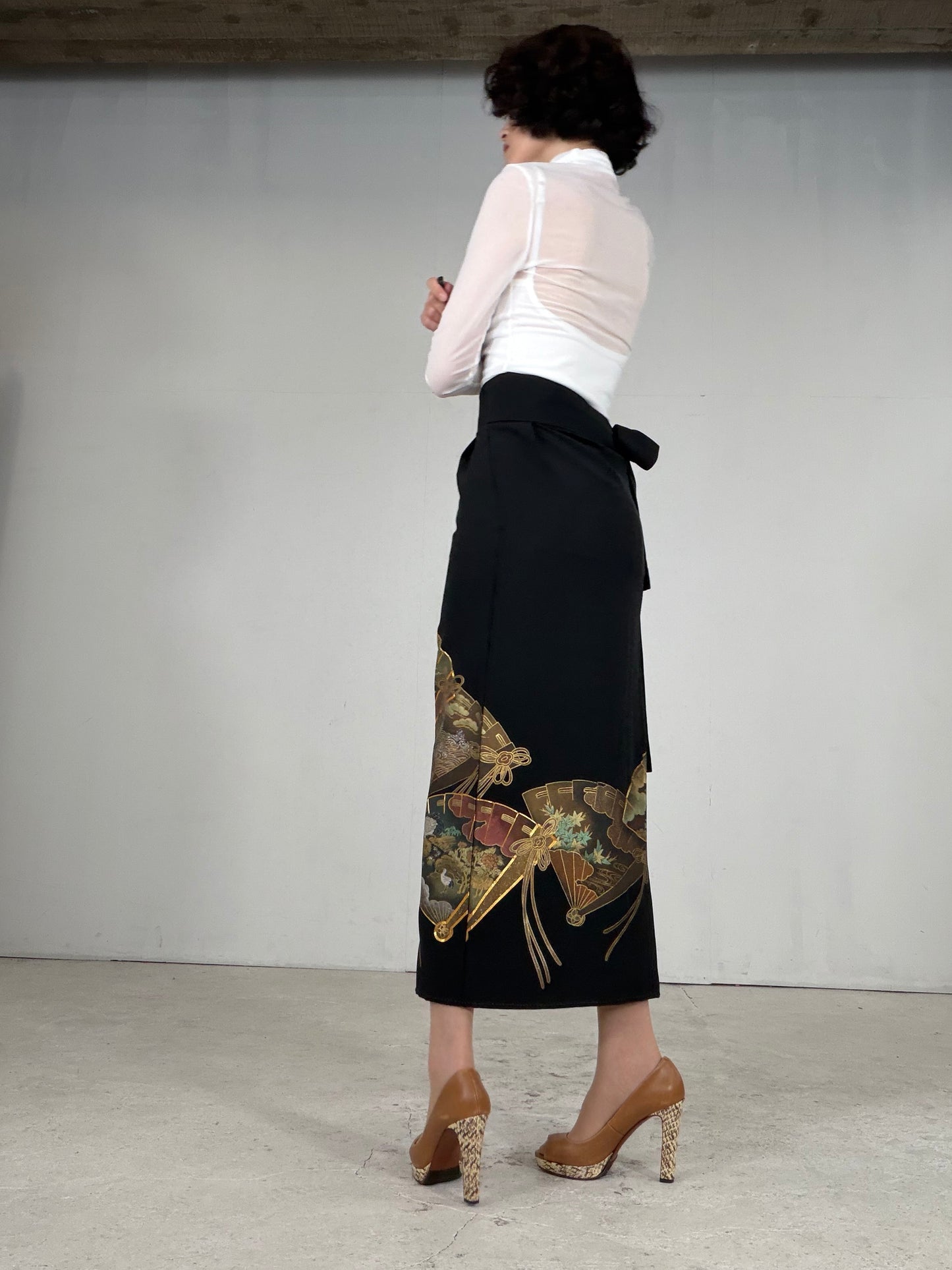 EDO-ZUMA SKIRT UPCYCLED FROM JAPANESE KIMONO "EDO054"