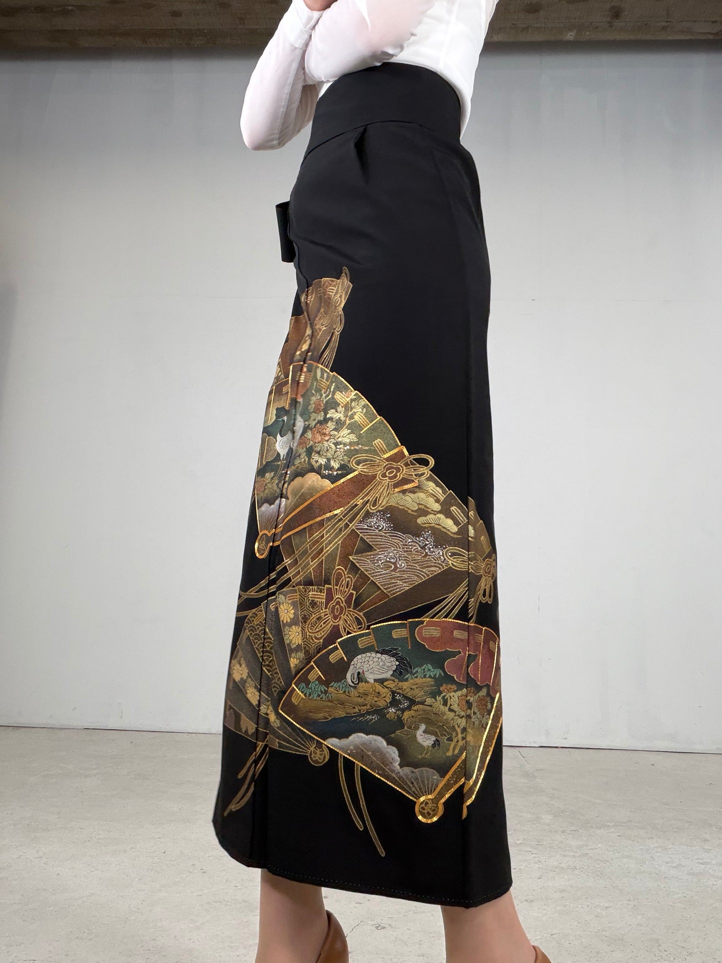 EDO-ZUMA SKIRT UPCYCLED FROM JAPANESE KIMONO "EDO054"