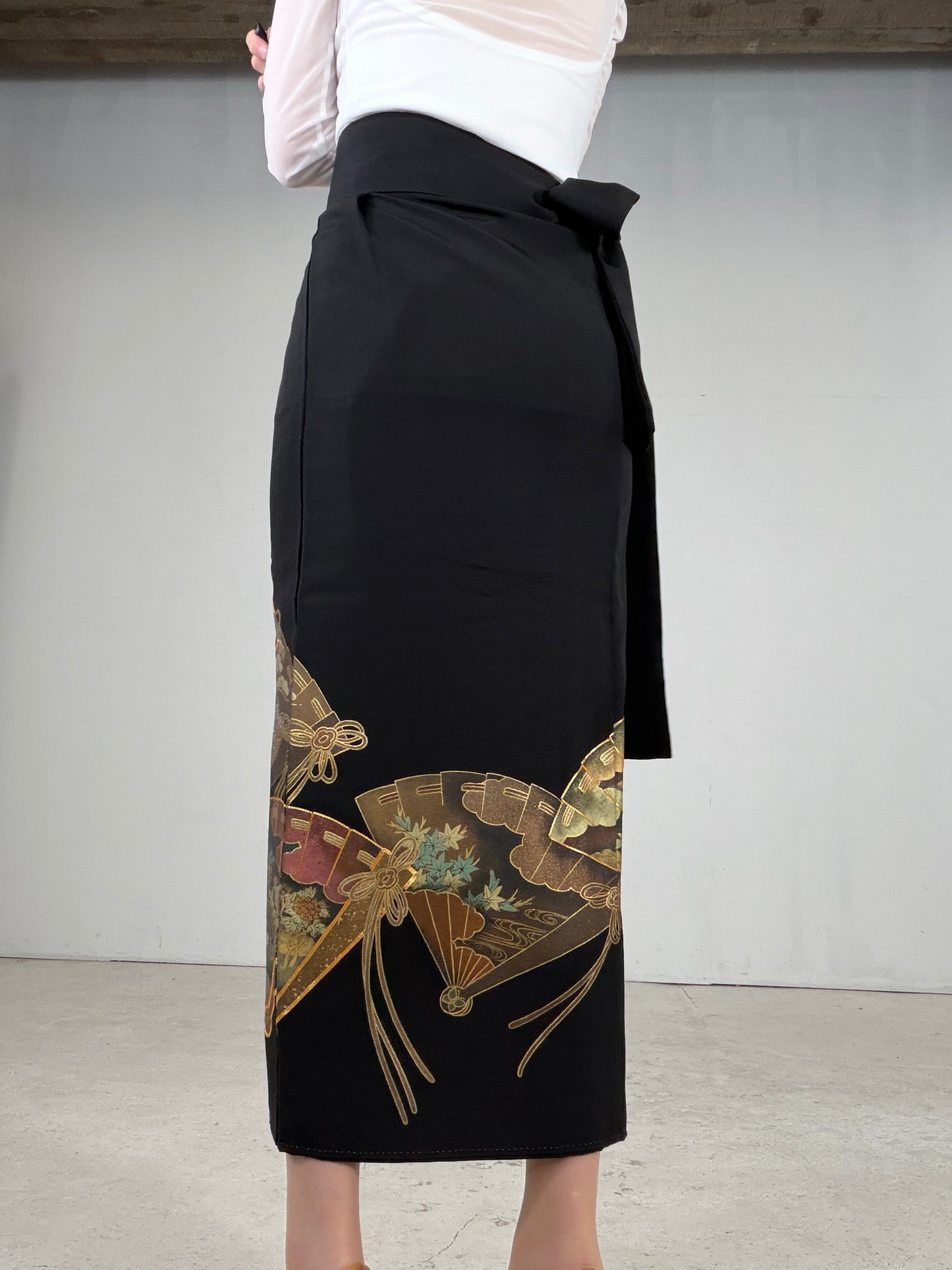 EDO-ZUMA SKIRT UPCYCLED FROM JAPANESE KIMONO "EDO054"