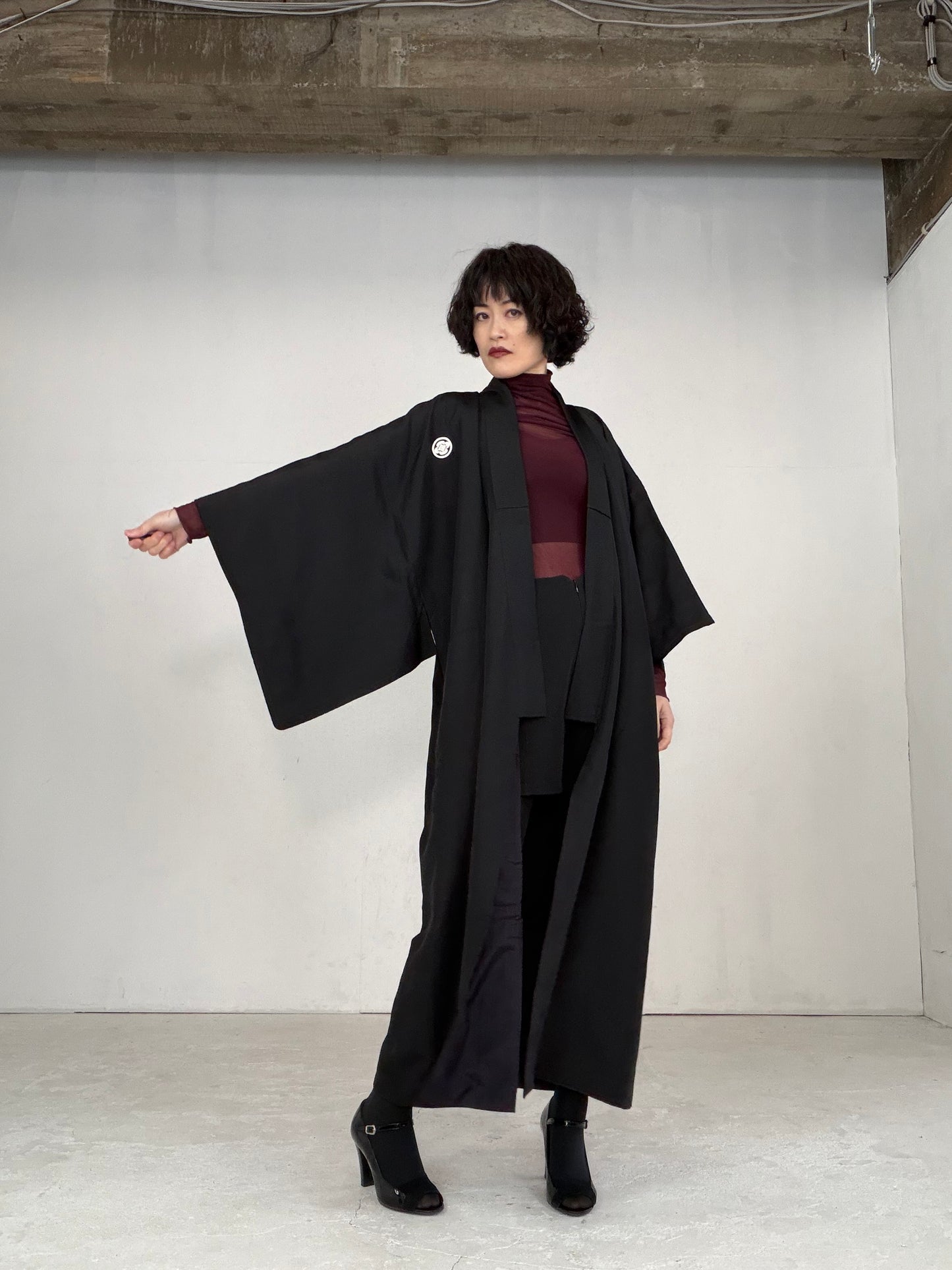 VINTAGE BLACK KIMONO MONTSUKI " KUK003"*damage
