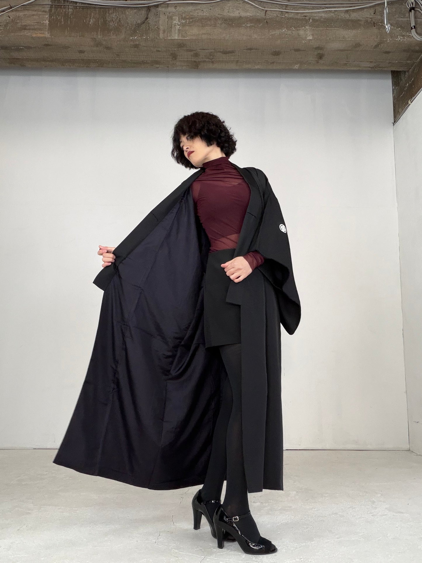 VINTAGE BLACK KIMONO MONTSUKI " KUK003"*damage