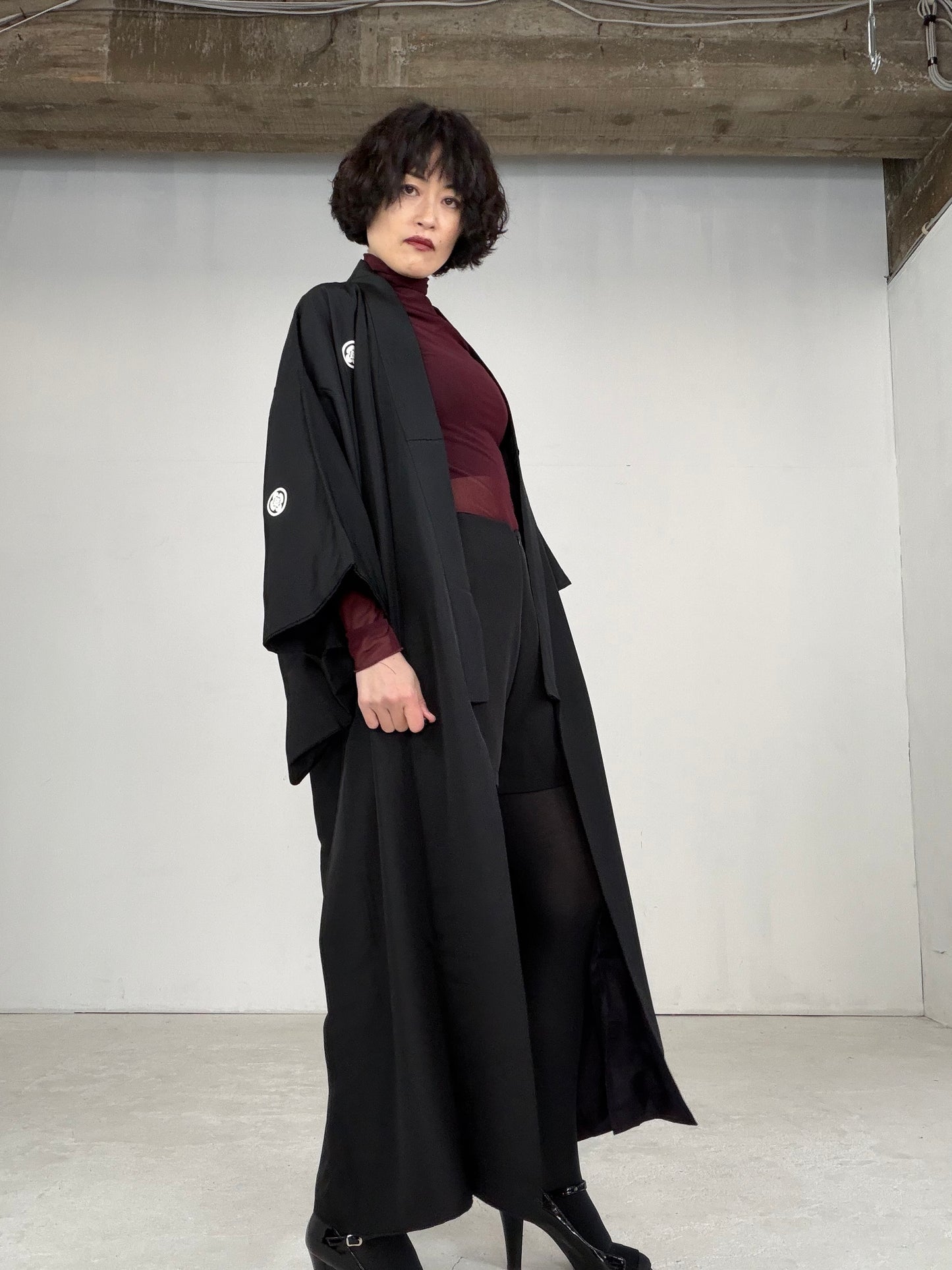 VINTAGE BLACK KIMONO MONTSUKI " KUK003"*damage