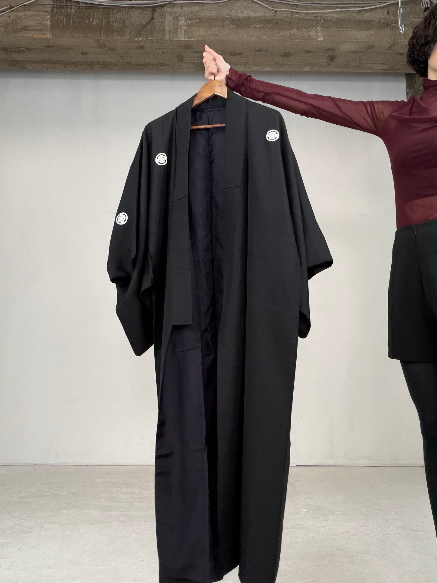 VINTAGE BLACK KIMONO MONTSUKI " KUK003"*damage