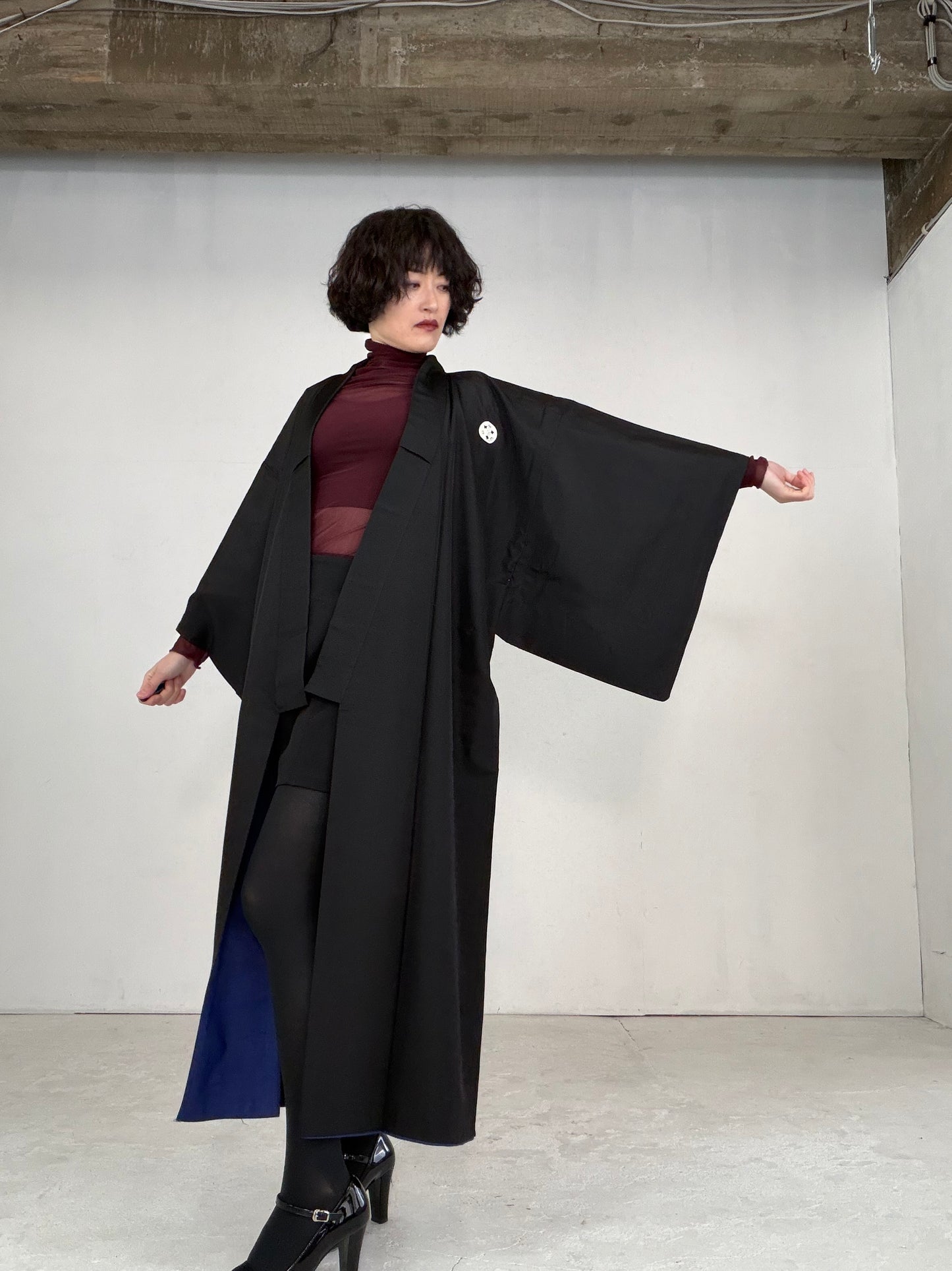 VINTAGE BLACK KIMONO MONTSUKI "KUK004"