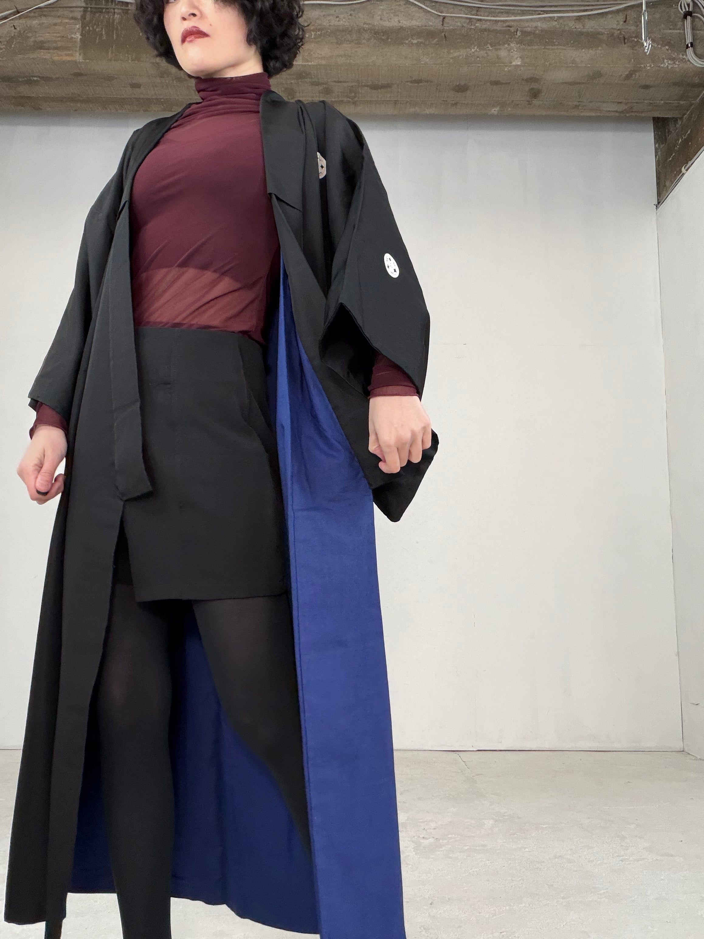 VINTAGE BLACK KIMONO MONTSUKI 