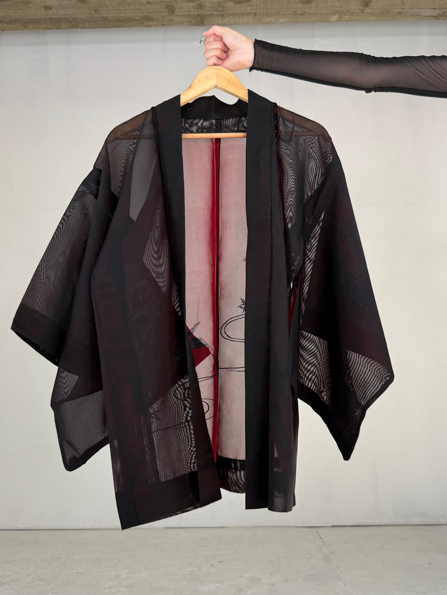 VINTAGE BLACK HAORI SHEER “sha, red, ryusui"