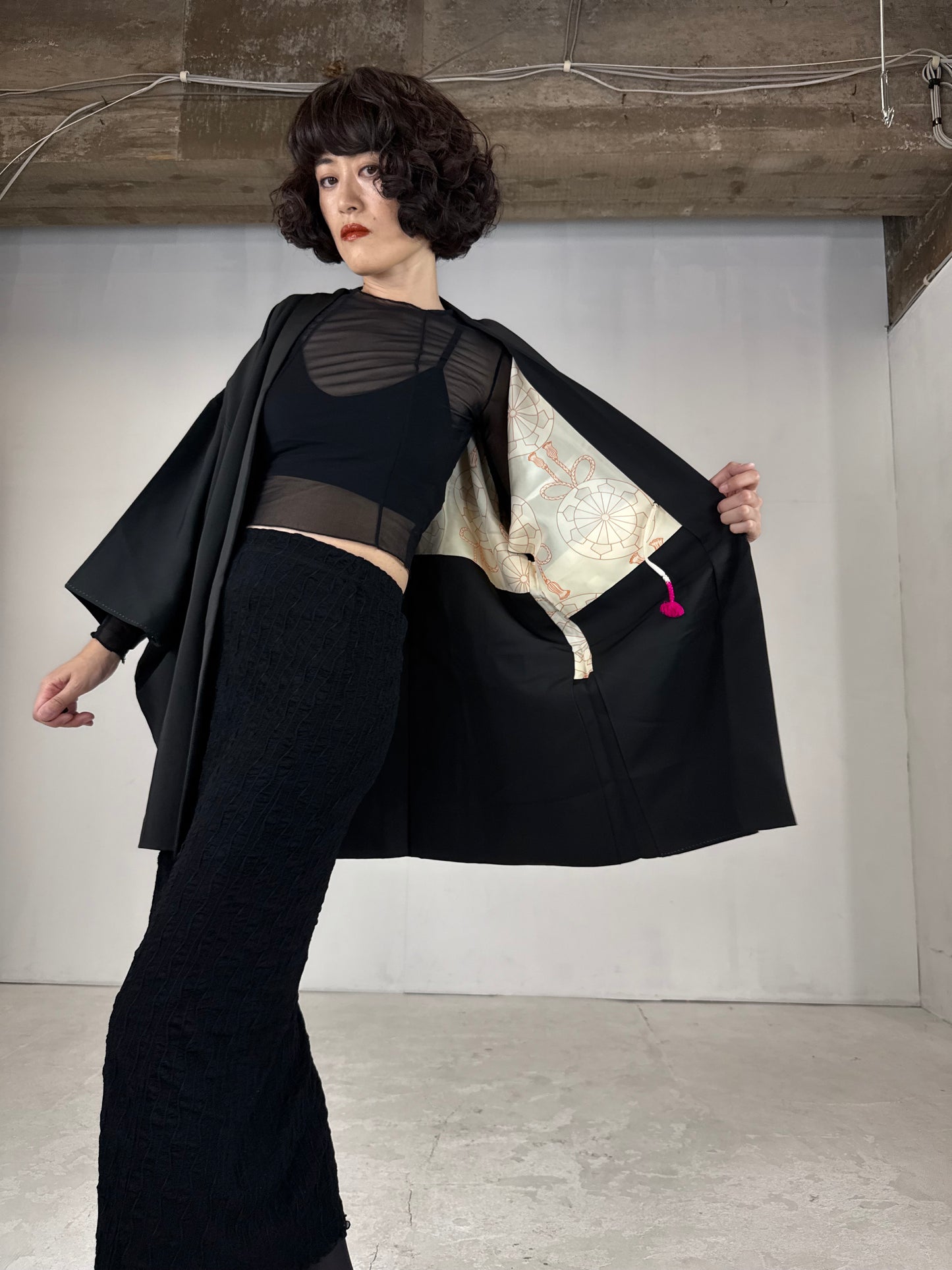 VINTAGE BLACK HAORI "shippo, beautiful inner pattern"