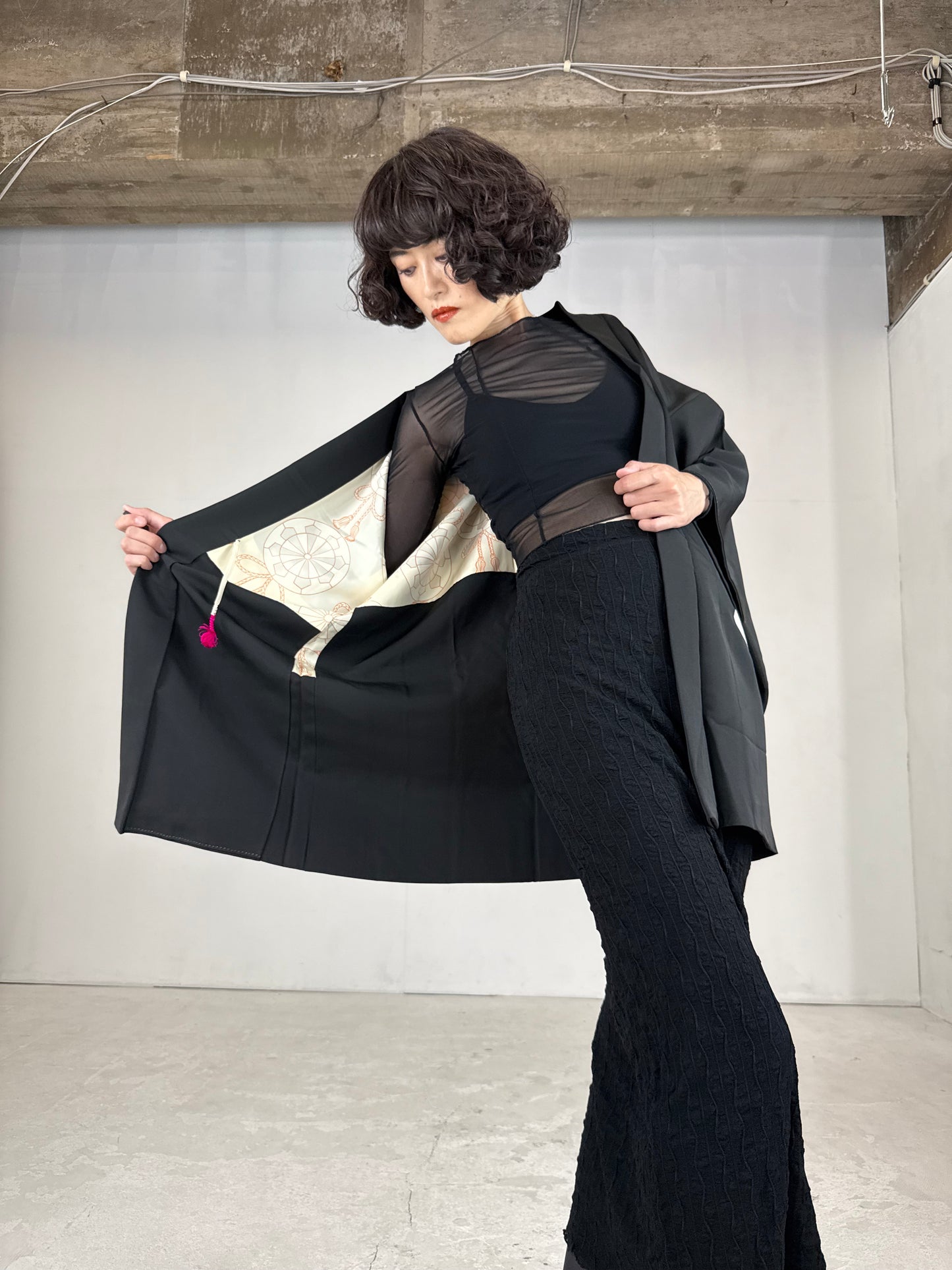 VINTAGE BLACK HAORI "shippo, beautiful inner pattern"